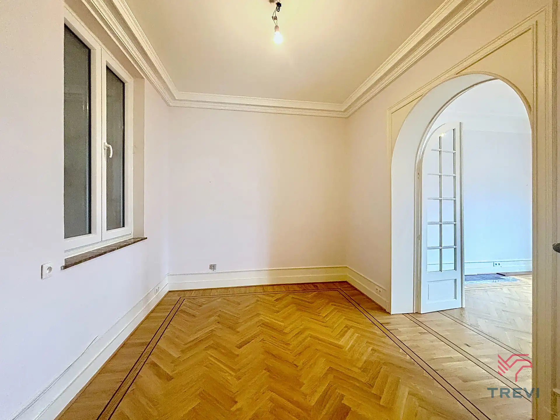 Mooi appartement met 2 slaapkamers + 2 kelders + garagebox  foto 4