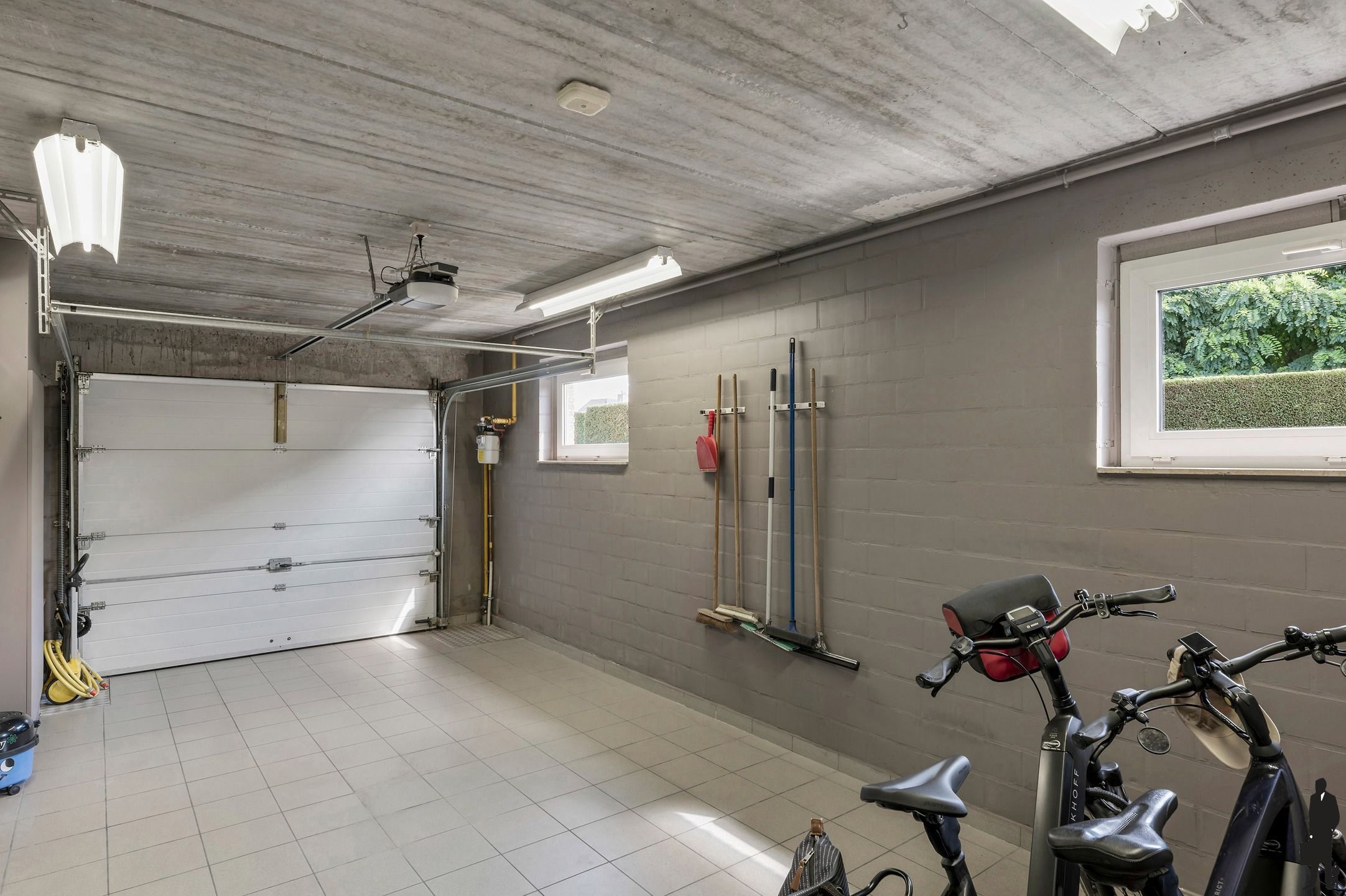 Uitstekende villa met 4 slpk. op ca. 2.000m² in Weelde foto 33