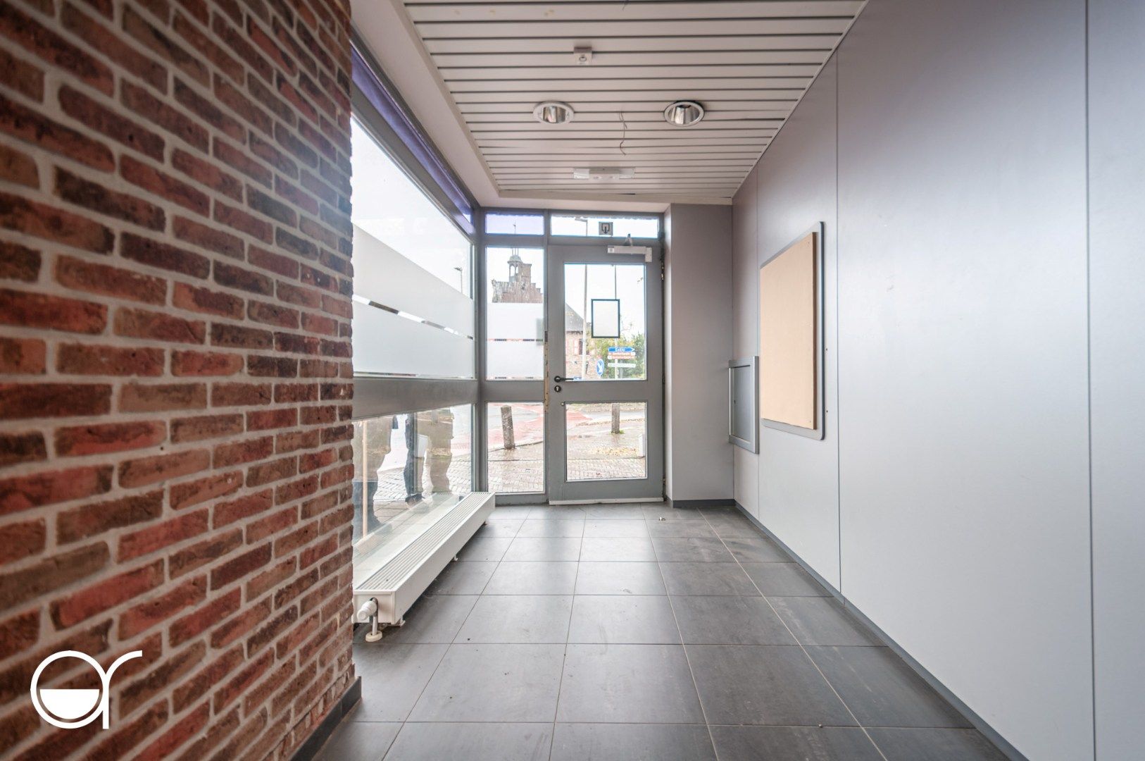 Multifunctioneel gebouw in het centrum van Kaprijke foto 10