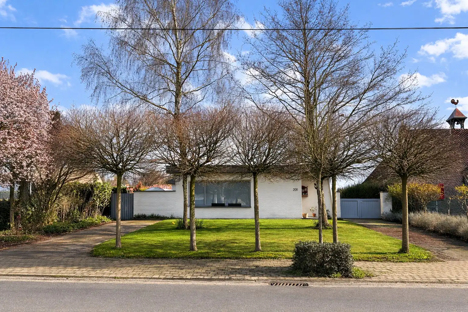 Vrijstaande woning met mooie tuin, perceel van 1158 m², Torhout. foto 2
