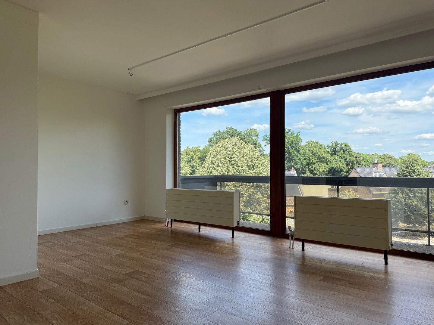 Lichtrijke serviceflat in centrum Kapellen - ideaal als investering = zorgeloos verhuren! foto 7