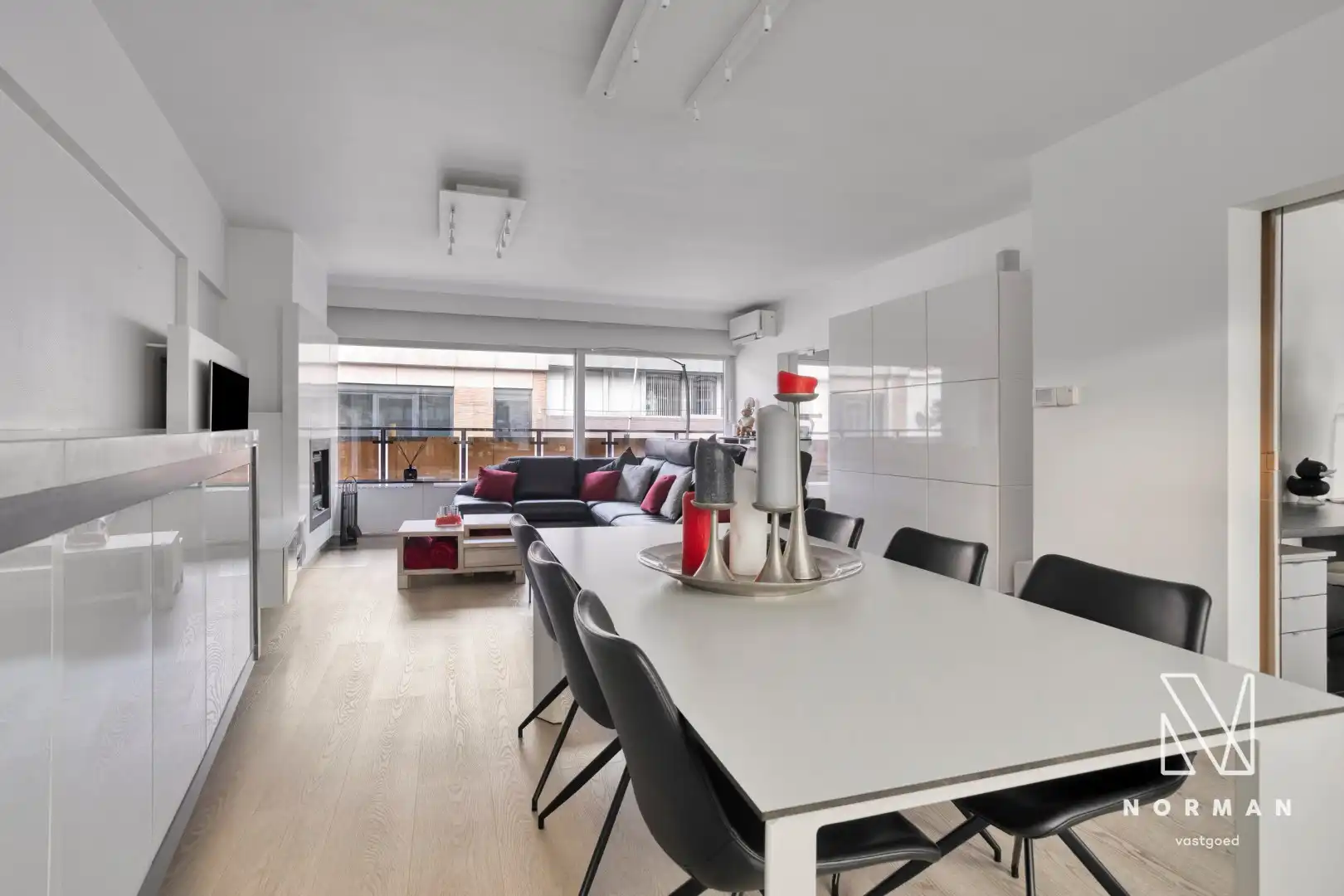 OPENDEUR 21/2 VAN 10U30 TOT 12U foto 4