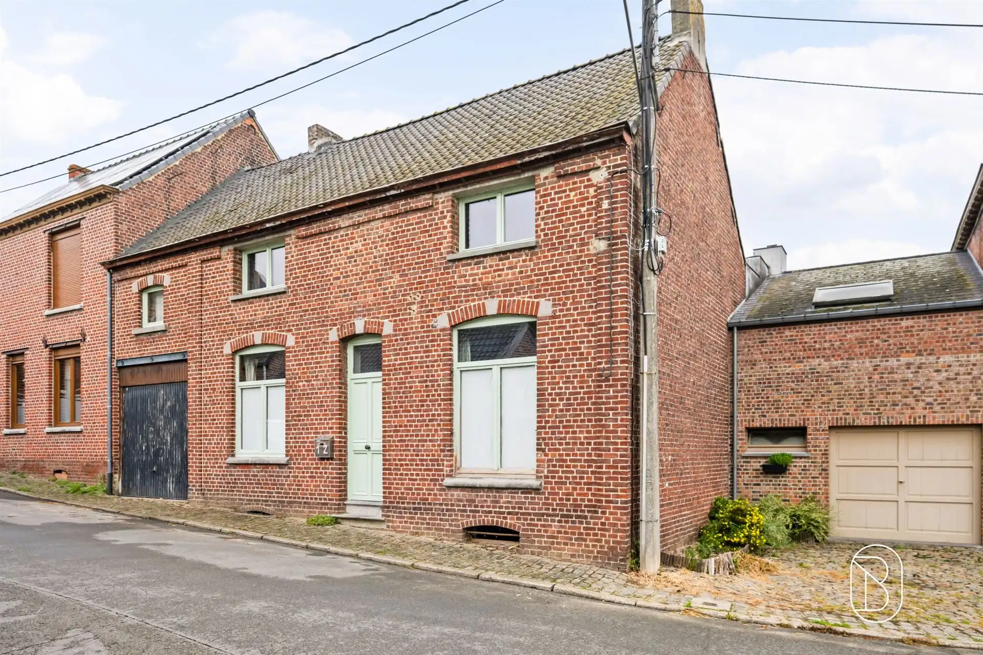 Grote woning met koer en 5 slk.  foto 7