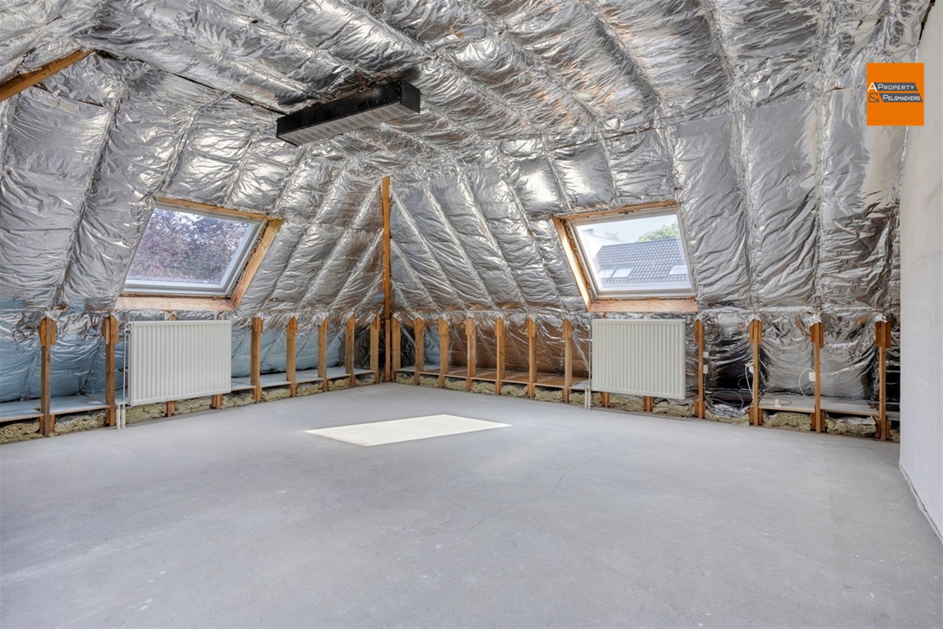 Gerenoveerde villa 3 kamers met prachtige tuin. foto 14