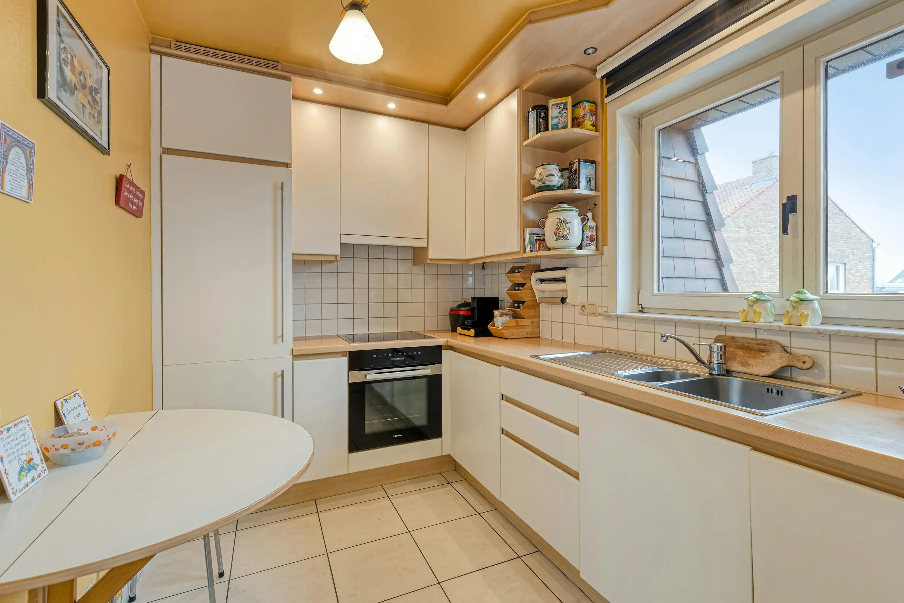 Lichtrijk appartement met panoramisch zicht in Oostduinkerke foto 9