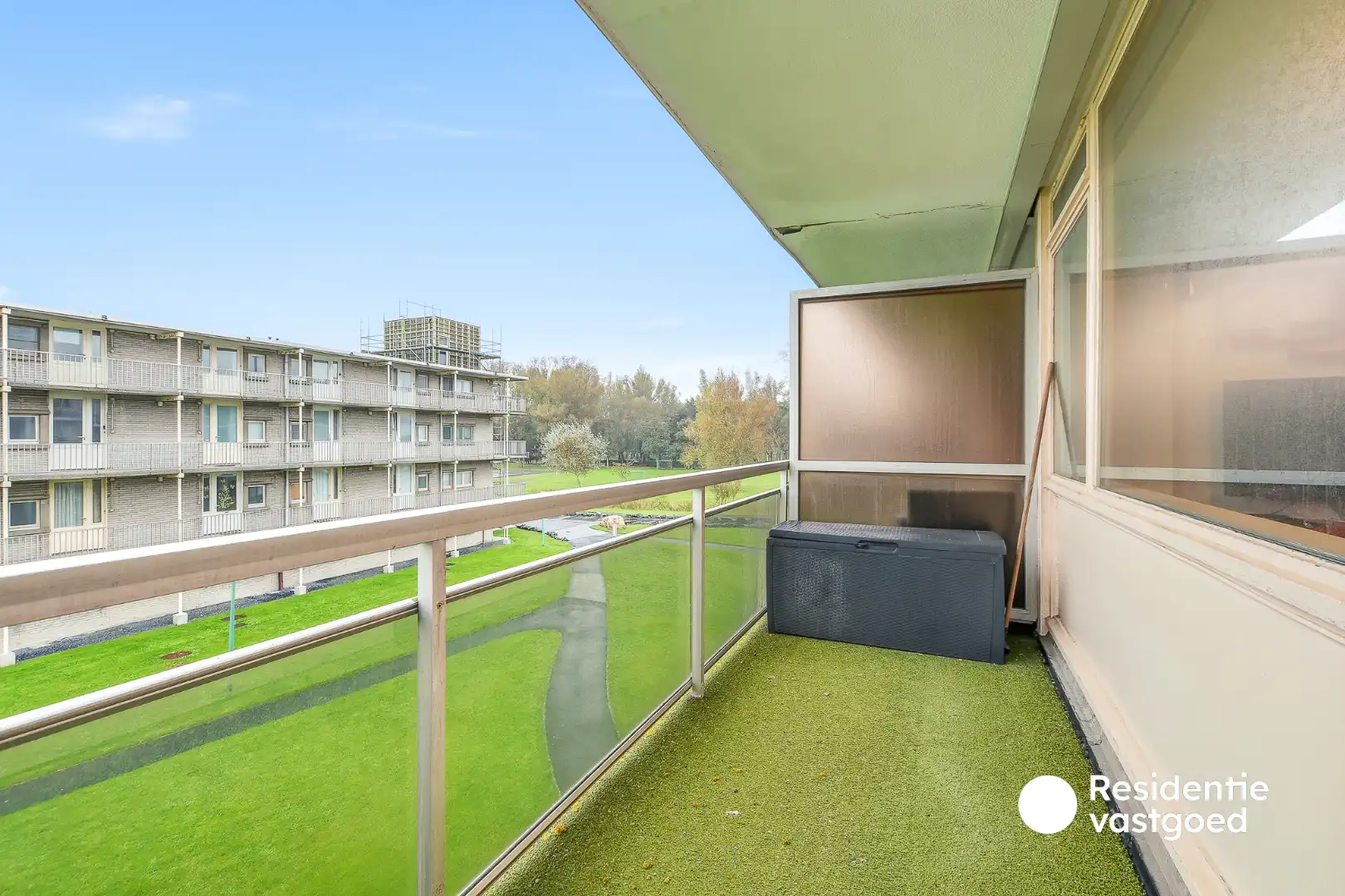 Gemeubeld éénslaapkamerappartement met terras en kelderberging in Park Atlantis, De Haan foto 7
