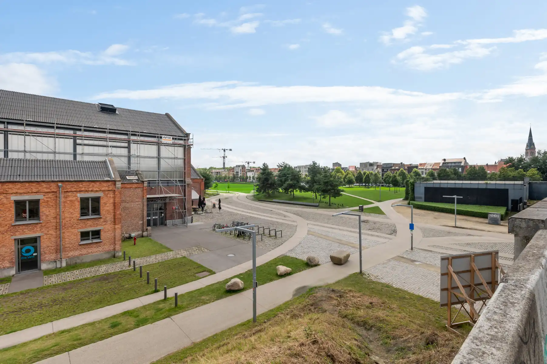 Commercieel handelspand tegenover Park Spoor Noord! foto 16