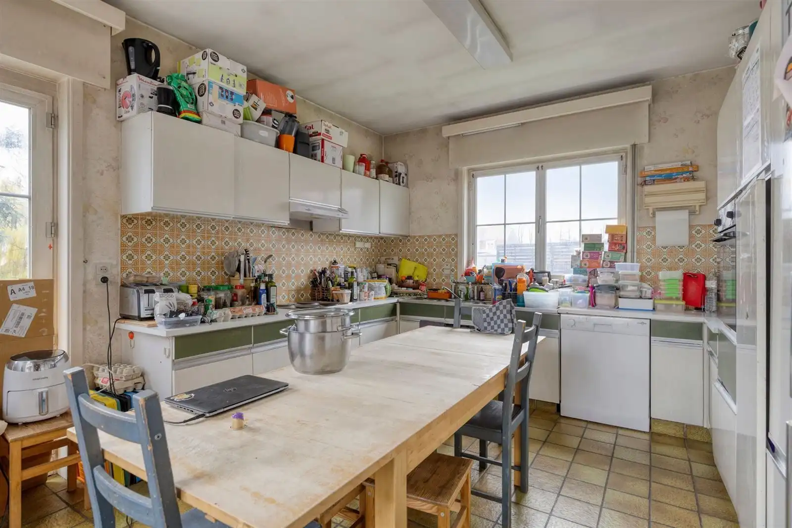 Ruime woning met 4 slaapkamers te Huizingen foto 10