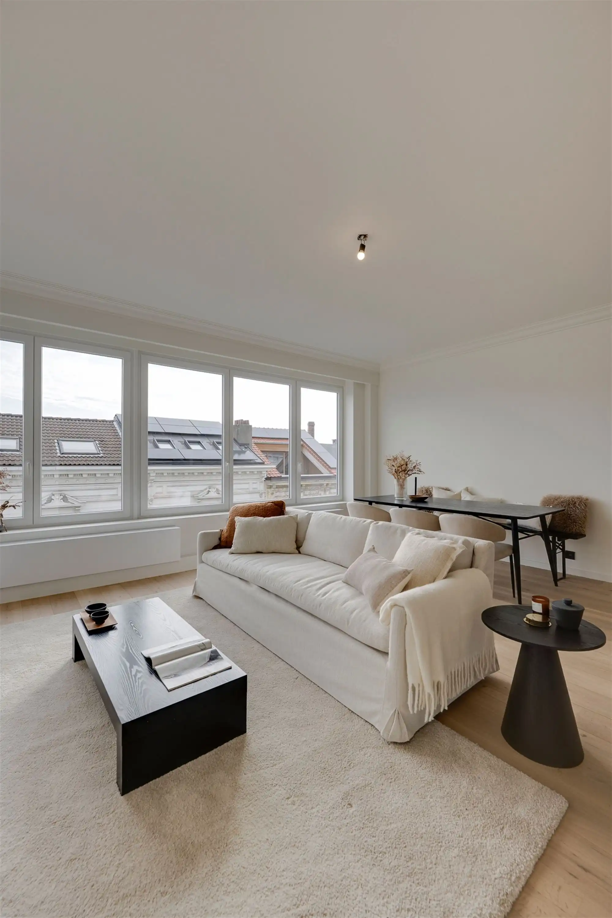 Gerenoveerd appartement met 3 slaapkamers nabij 't Zuid foto 5