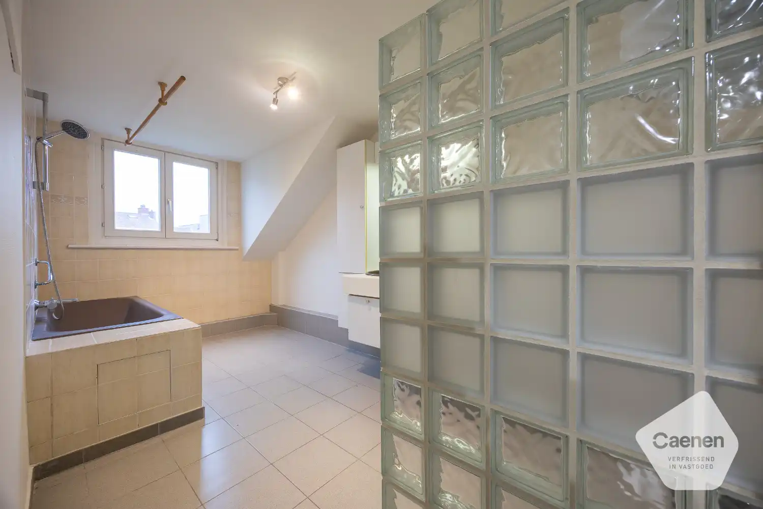 Opbrengsteigendom met 3 appartementen op toplocatie foto 11