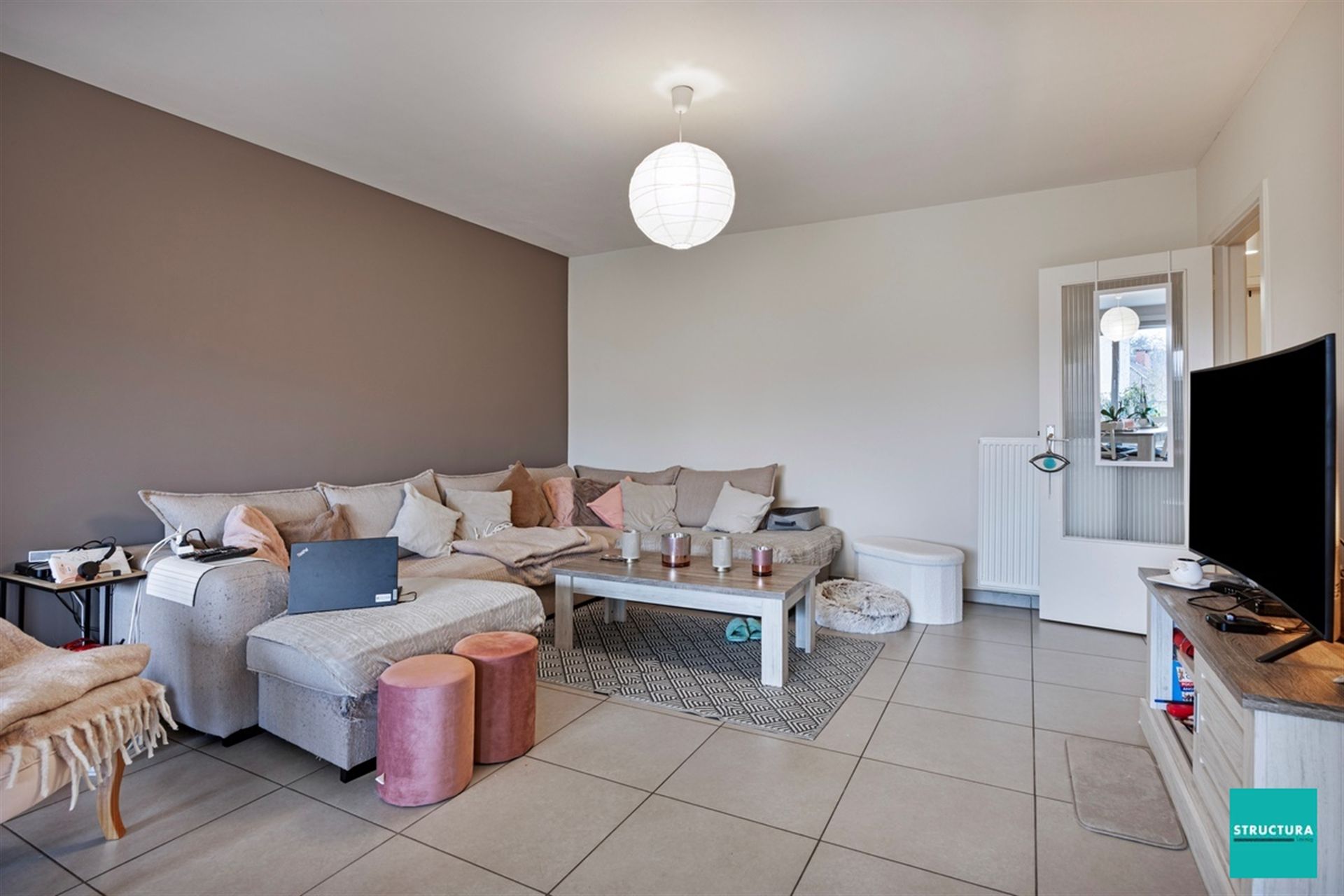 Instapklaar appartement met 2 kamers en zonneterras foto 3