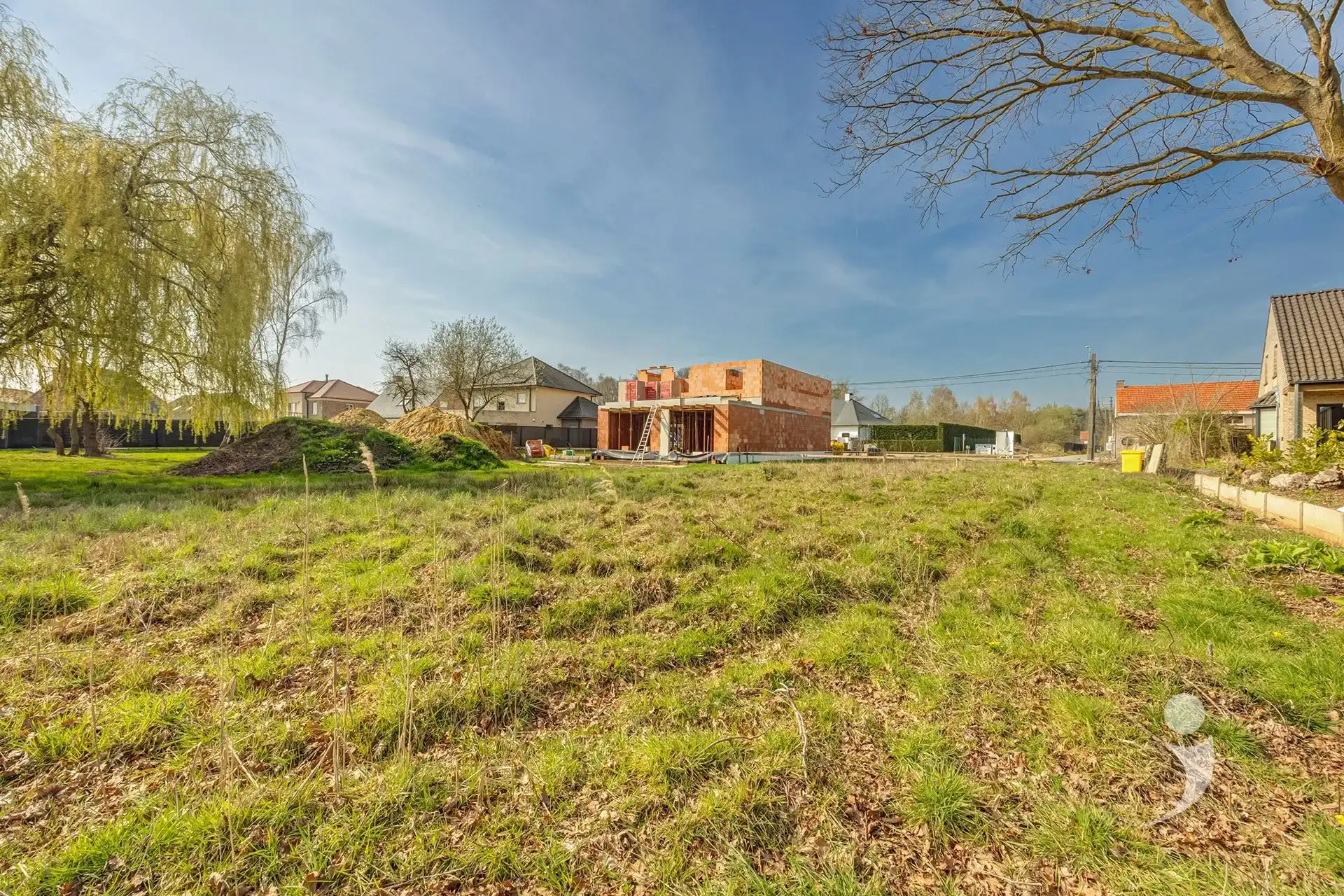 Bouwgrond voor een ruime halfopen bebouwing!  foto 6