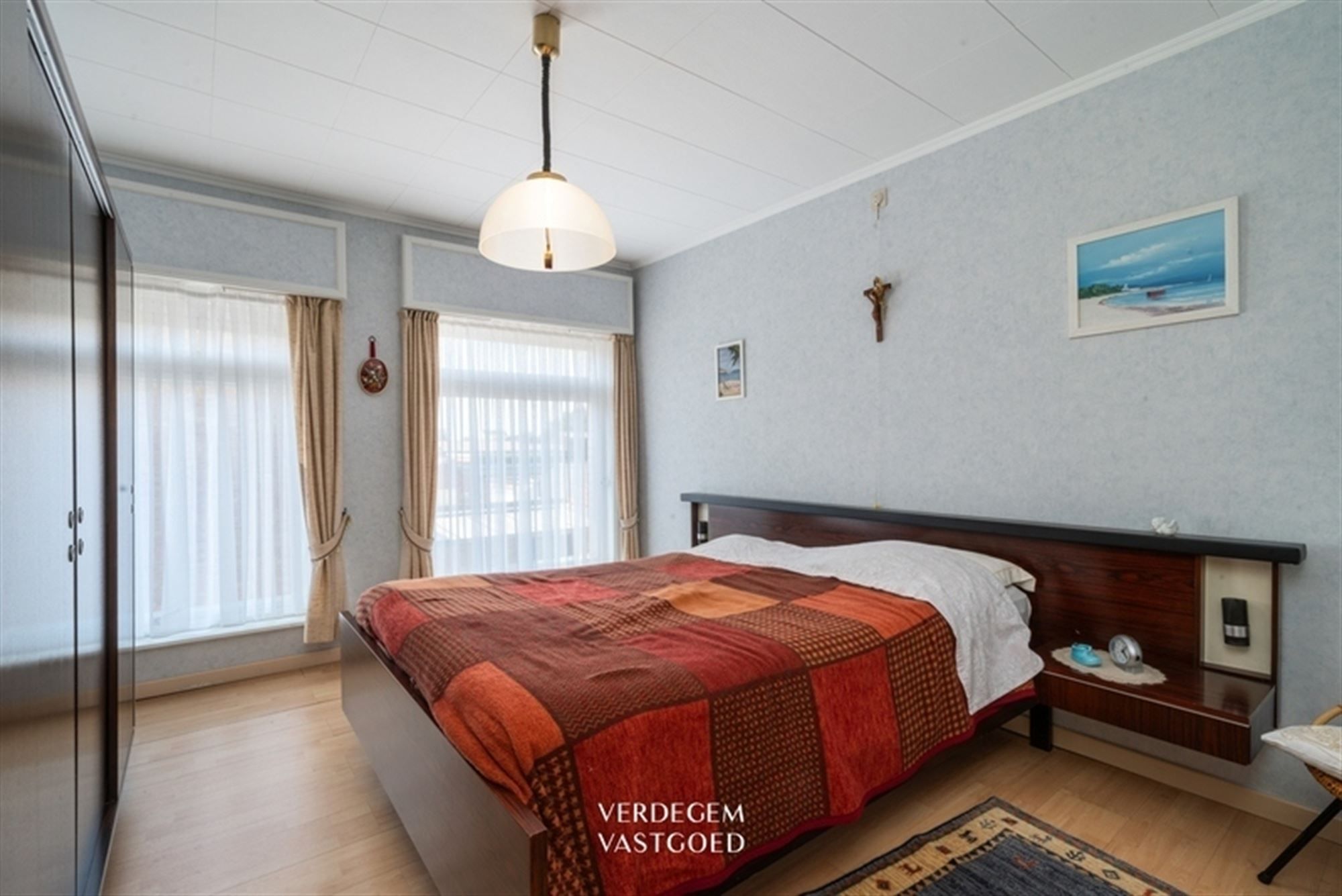 Jaren '60 woning met 4 slaapkamers, garage en leuke tuin foto 10