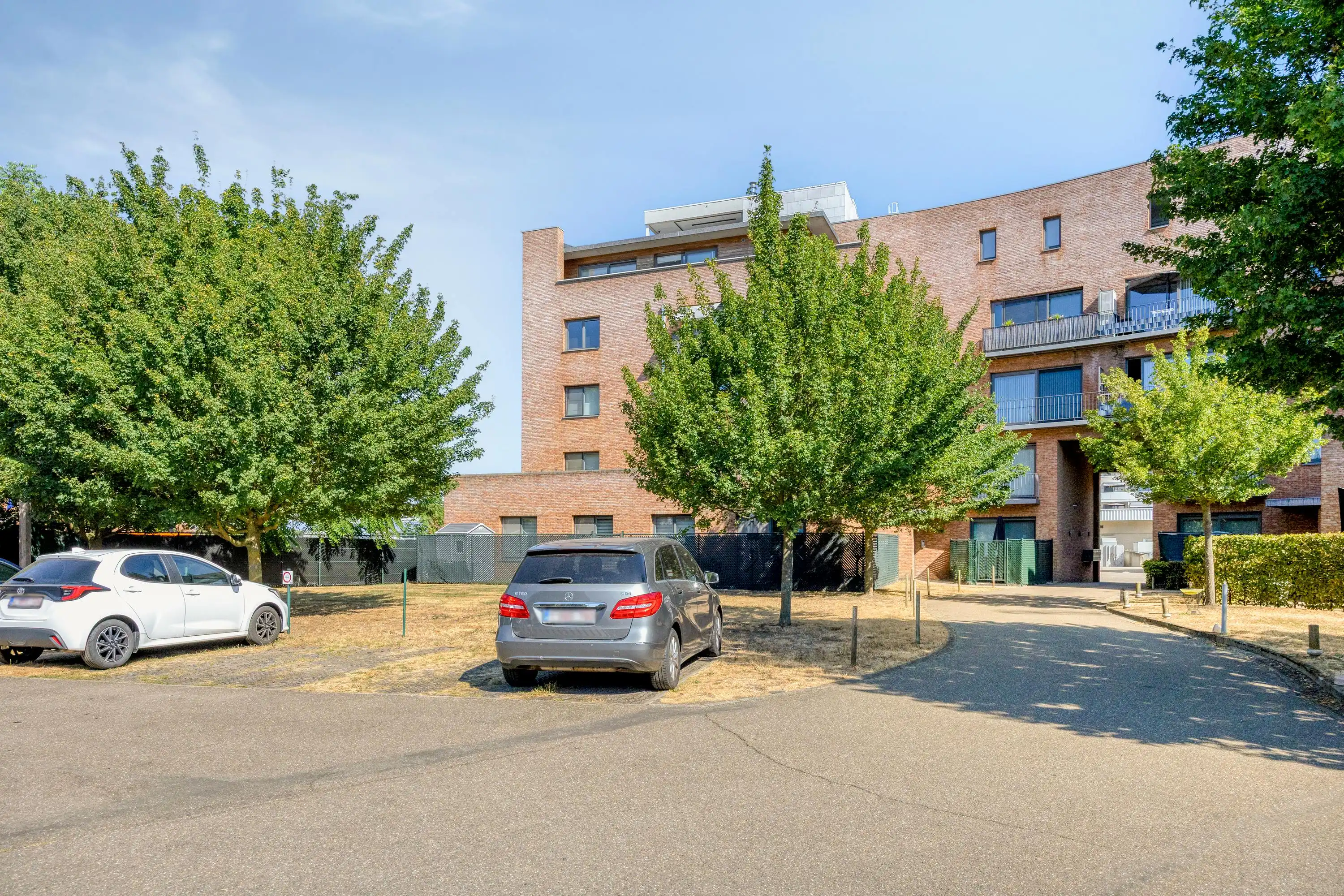Instapklaar appartement met 1 slaapkamer te koop in Hasselt foto 16