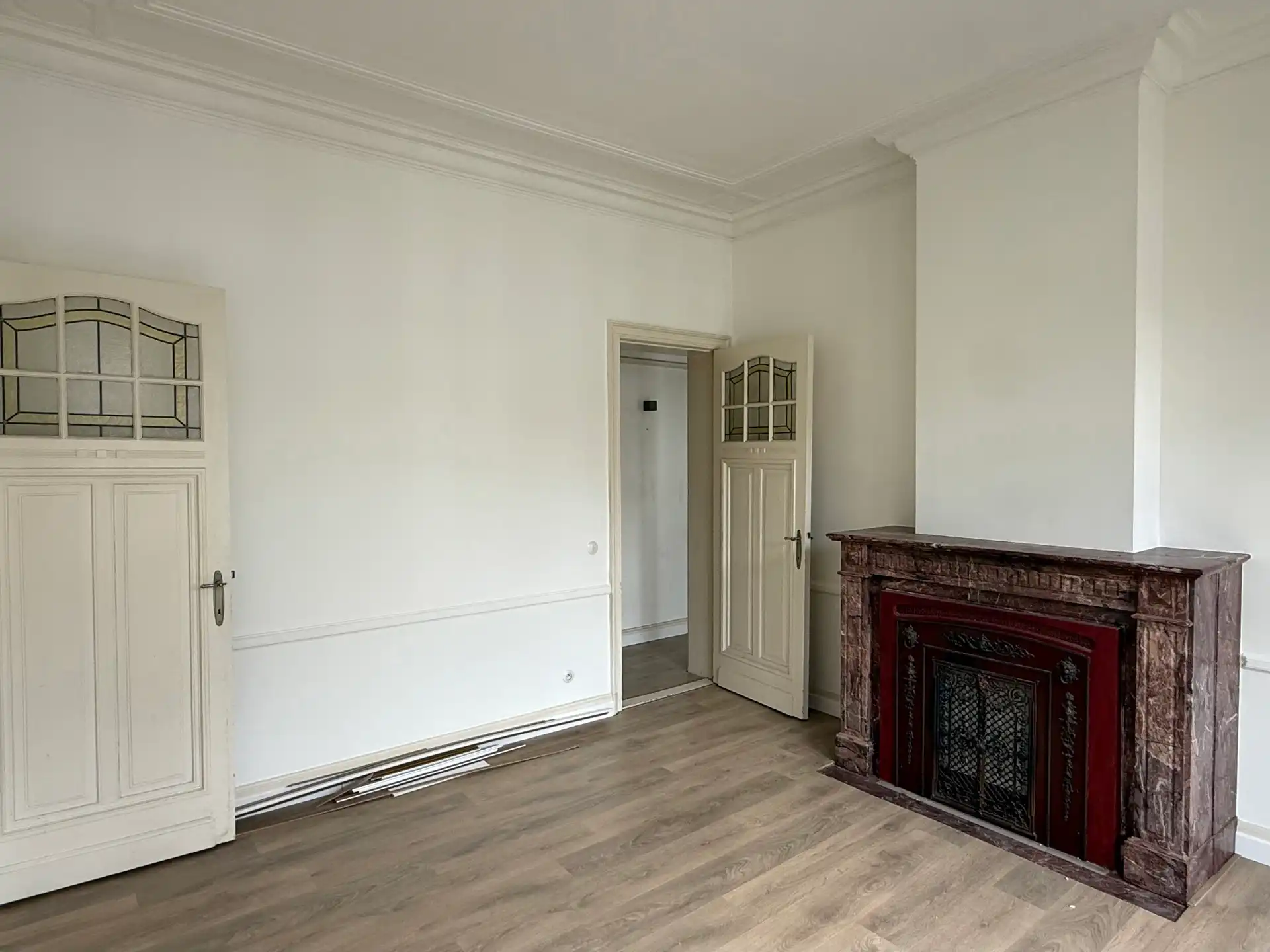 Authentiek 2-slaapkamer appartement op toplocatie. foto 5