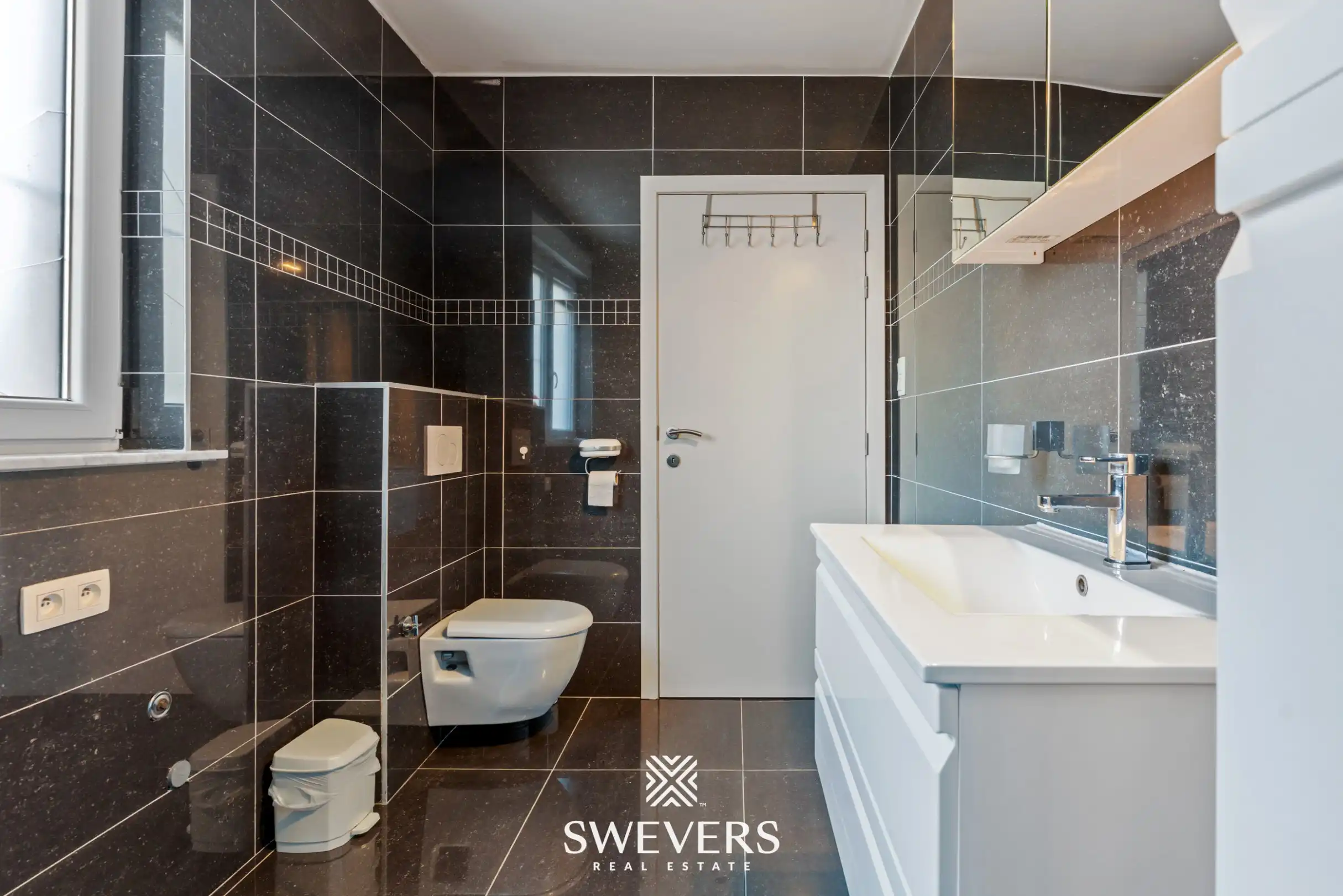 Instapklare gezinswoning met 4 slaapkamers op 12 are 63 ca in Beverlo foto 11