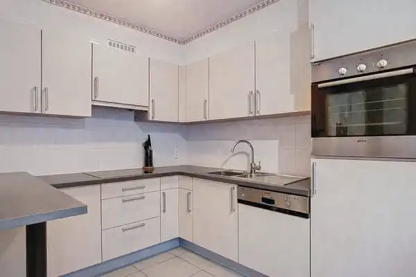 Instapklaar duplex appartement te koop in Kruibeke foto 7