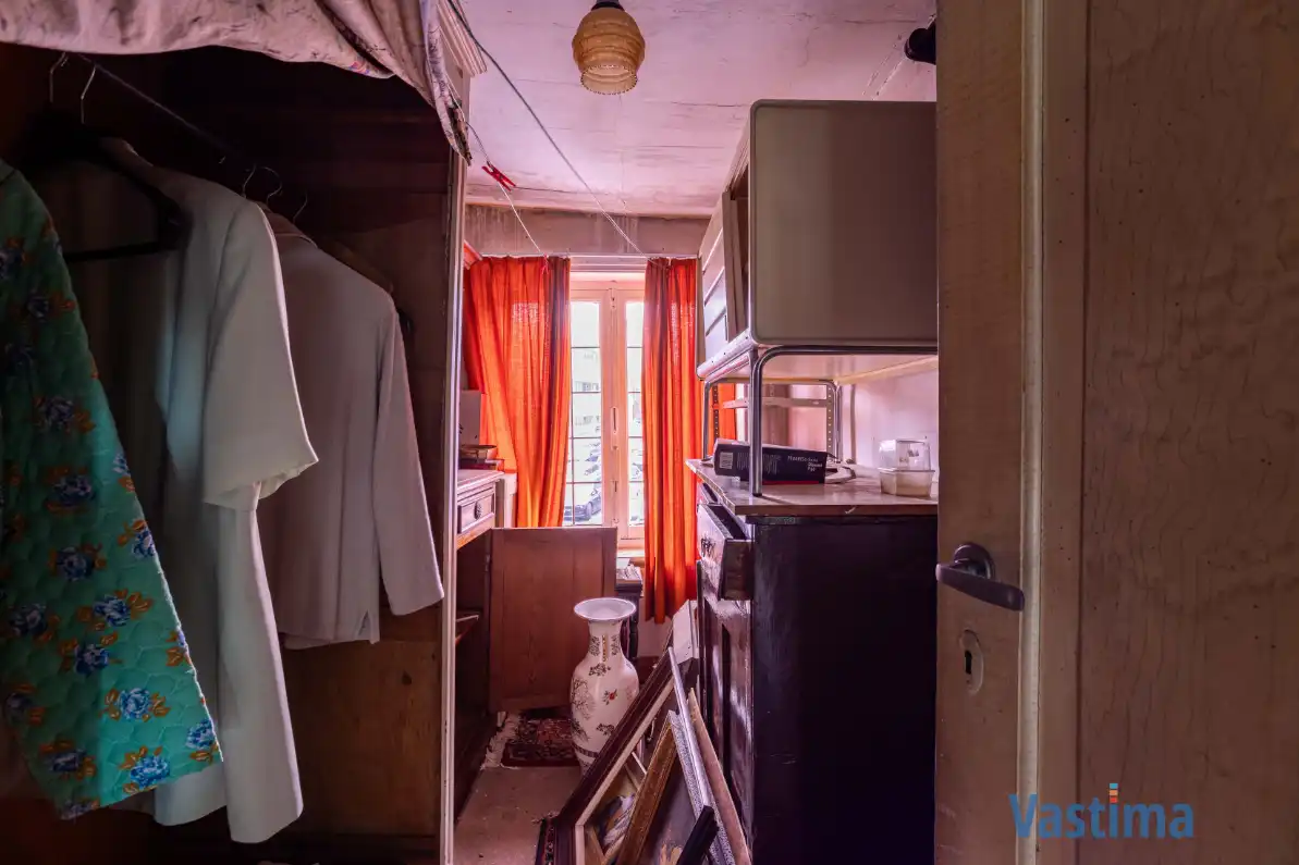 Te renoveren woning met tuin nabij OLV-Ziekenhuis foto 16