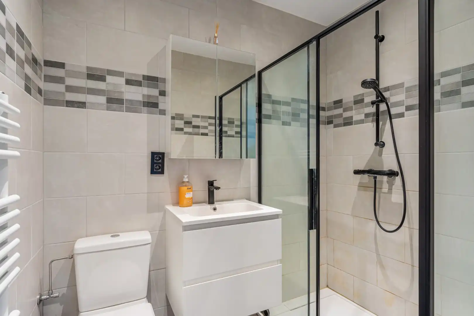 🏡 Gezellig appartement te koop in centrum Hasselt – instapklaar wonen op toplocatie foto 6