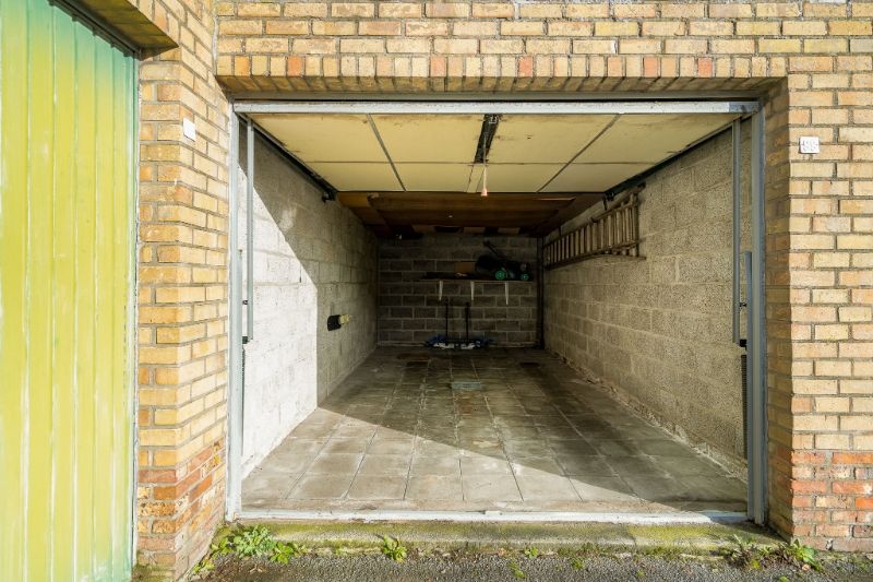 Garage te koop foto 5