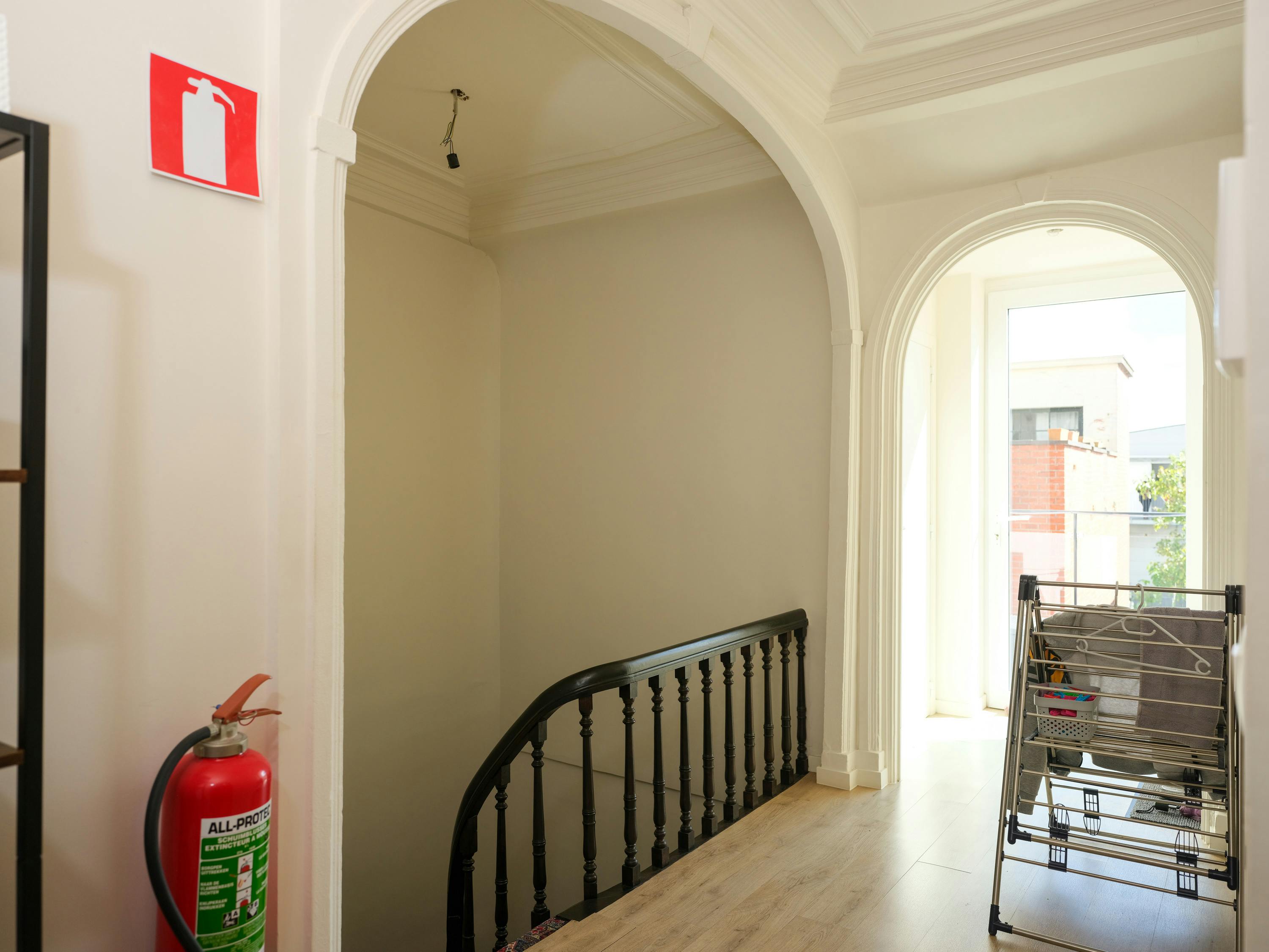 Instapklaar handelspand met woonst te koop op de Boelare in Eeklo foto 14