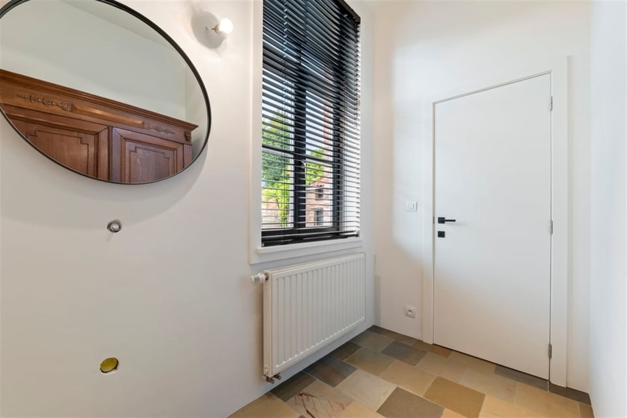 AUTHENTIEKE WONING MET RUIME SCHUUR EN VEEL POTENTIEEL IN TONGEREN  foto 36
