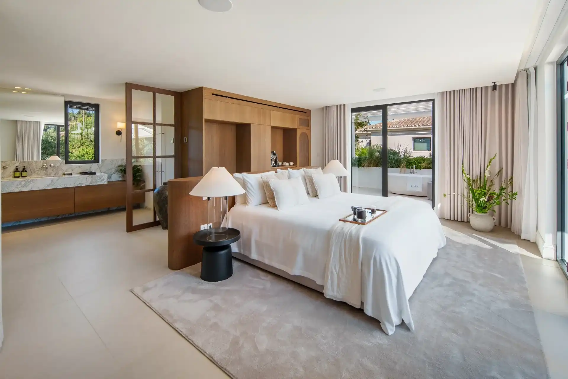 Exclusieve designvilla aan de frontlinie van Las Brisas Golf in Marbella foto 43