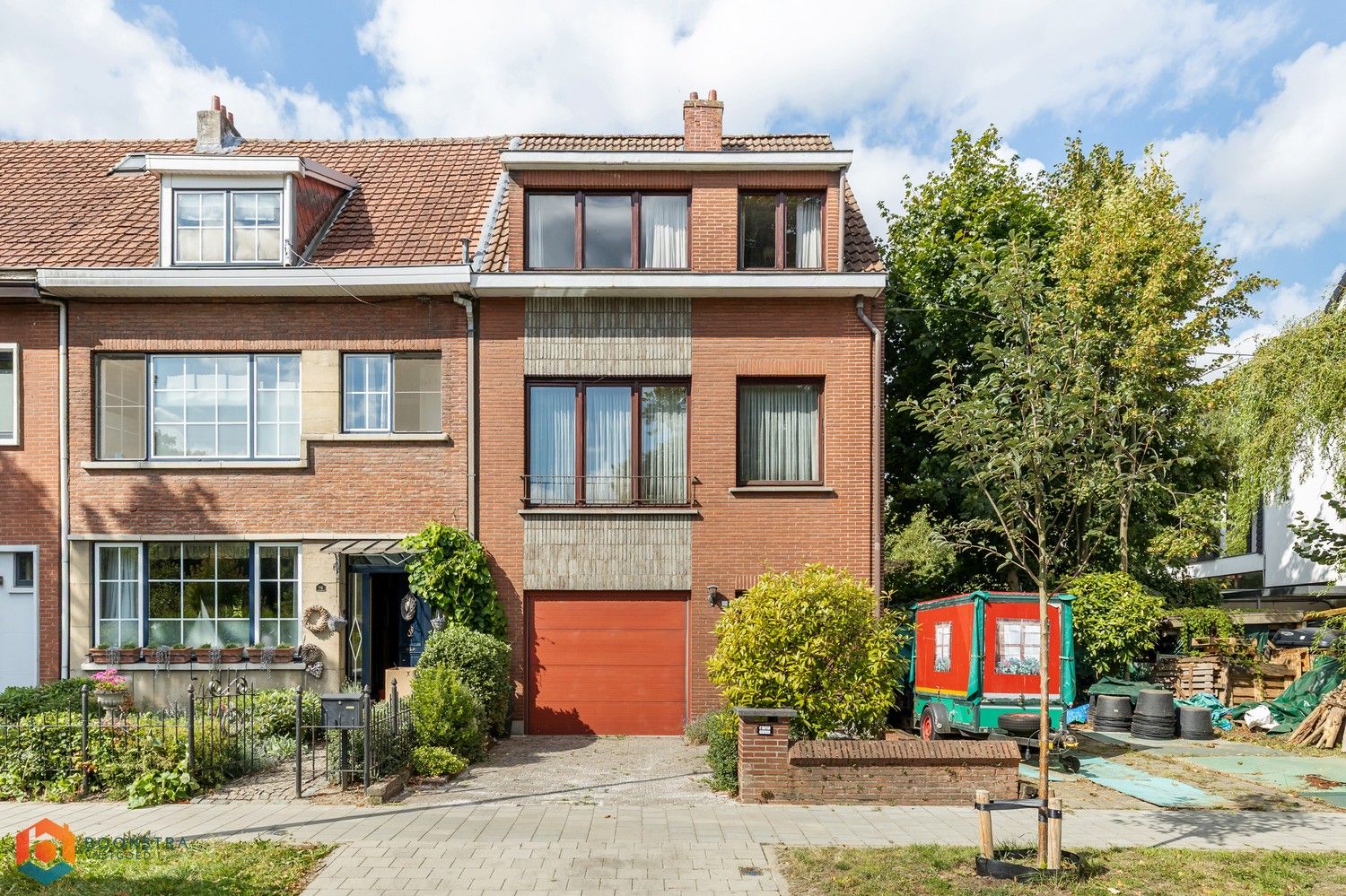 Hoofdfoto van de publicatie: Te renoveren bel-etage te Edegem