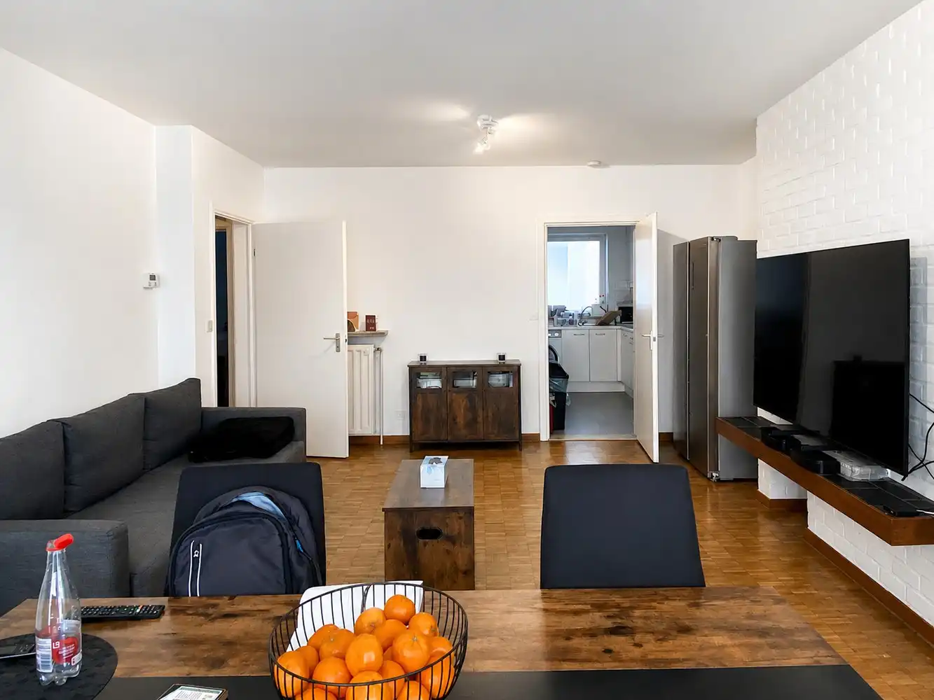 Instapklaar appartement met terras nabij het Zuidpark foto 4