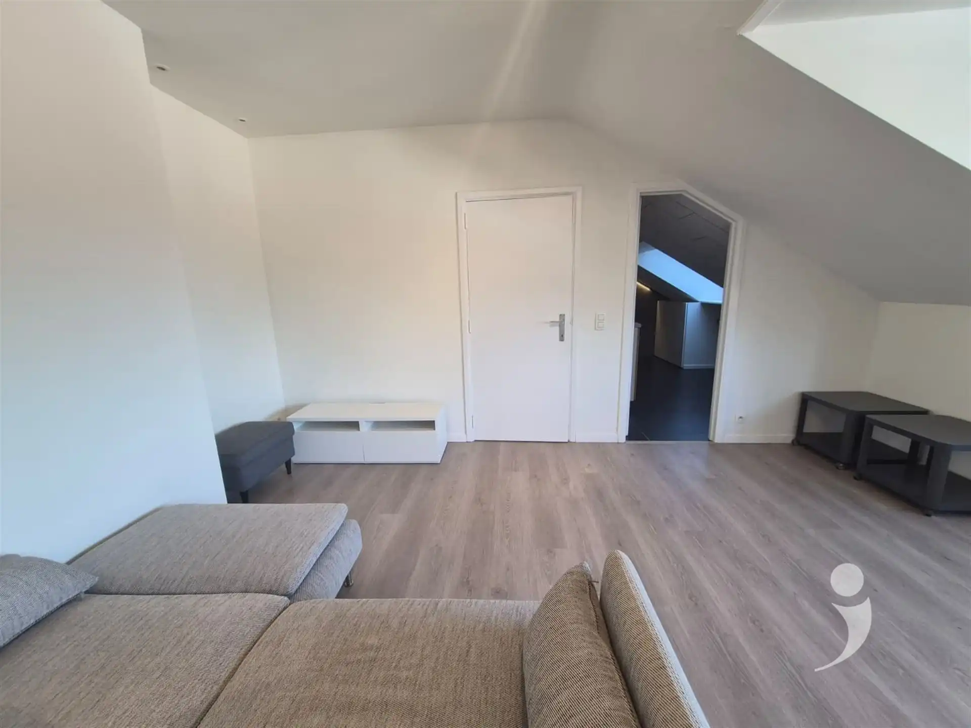 Bemeubeld appartement foto 5