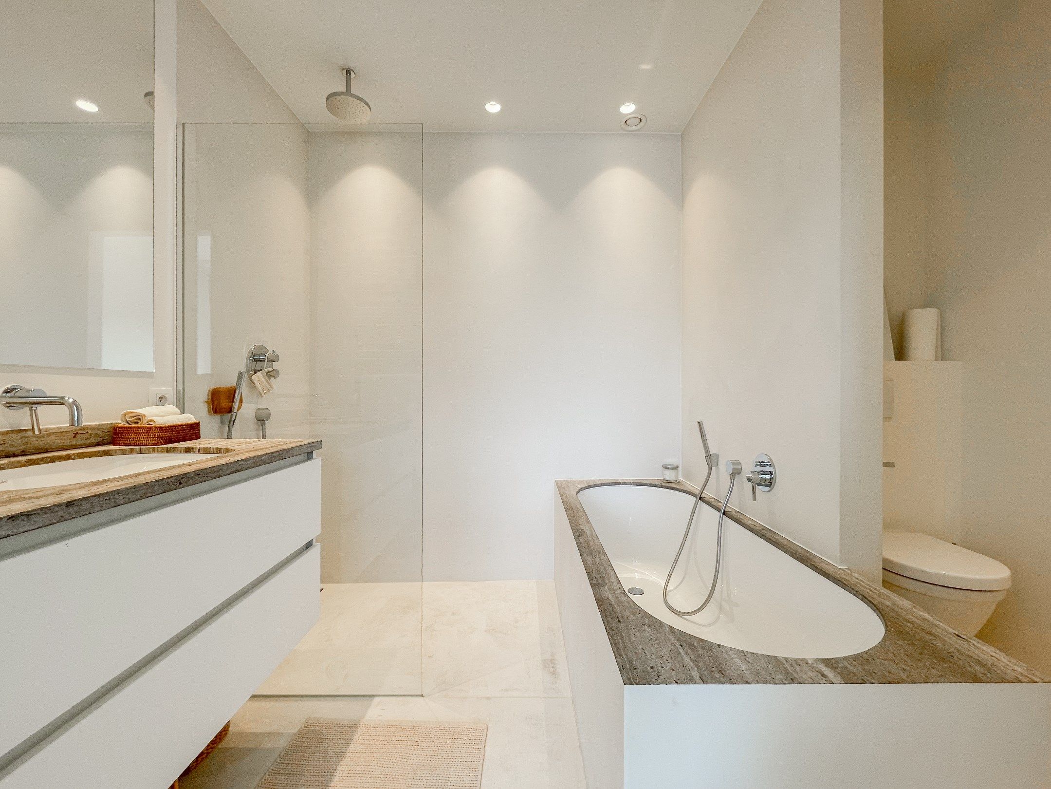 Subliem hoekappartement met ruime terrassen gelegen in het prestigieuze domein Tennis Garden. foto 19