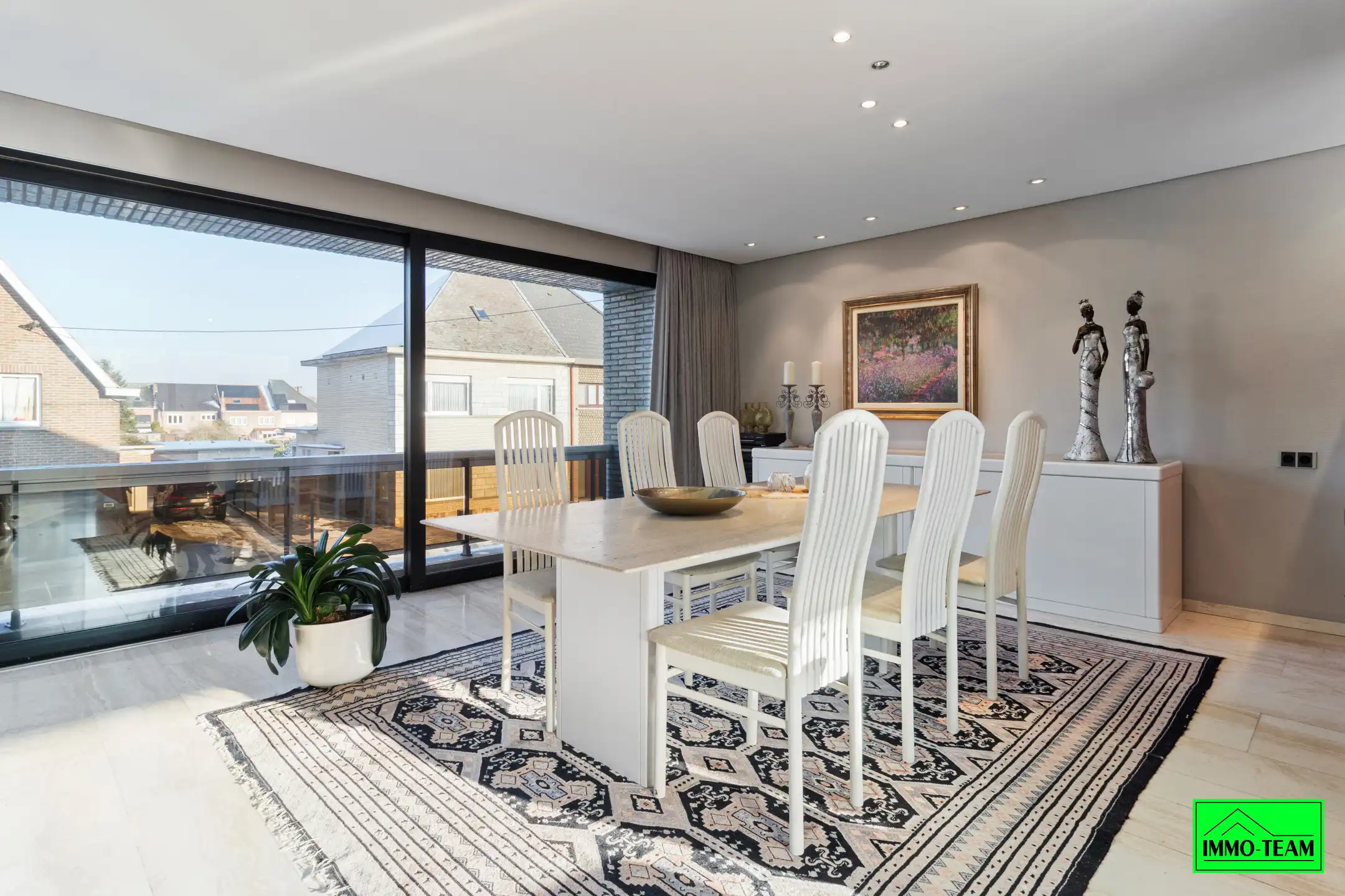 Ruime 2-gevelwoning met garage, tuin en 3 slaapkamers foto 7