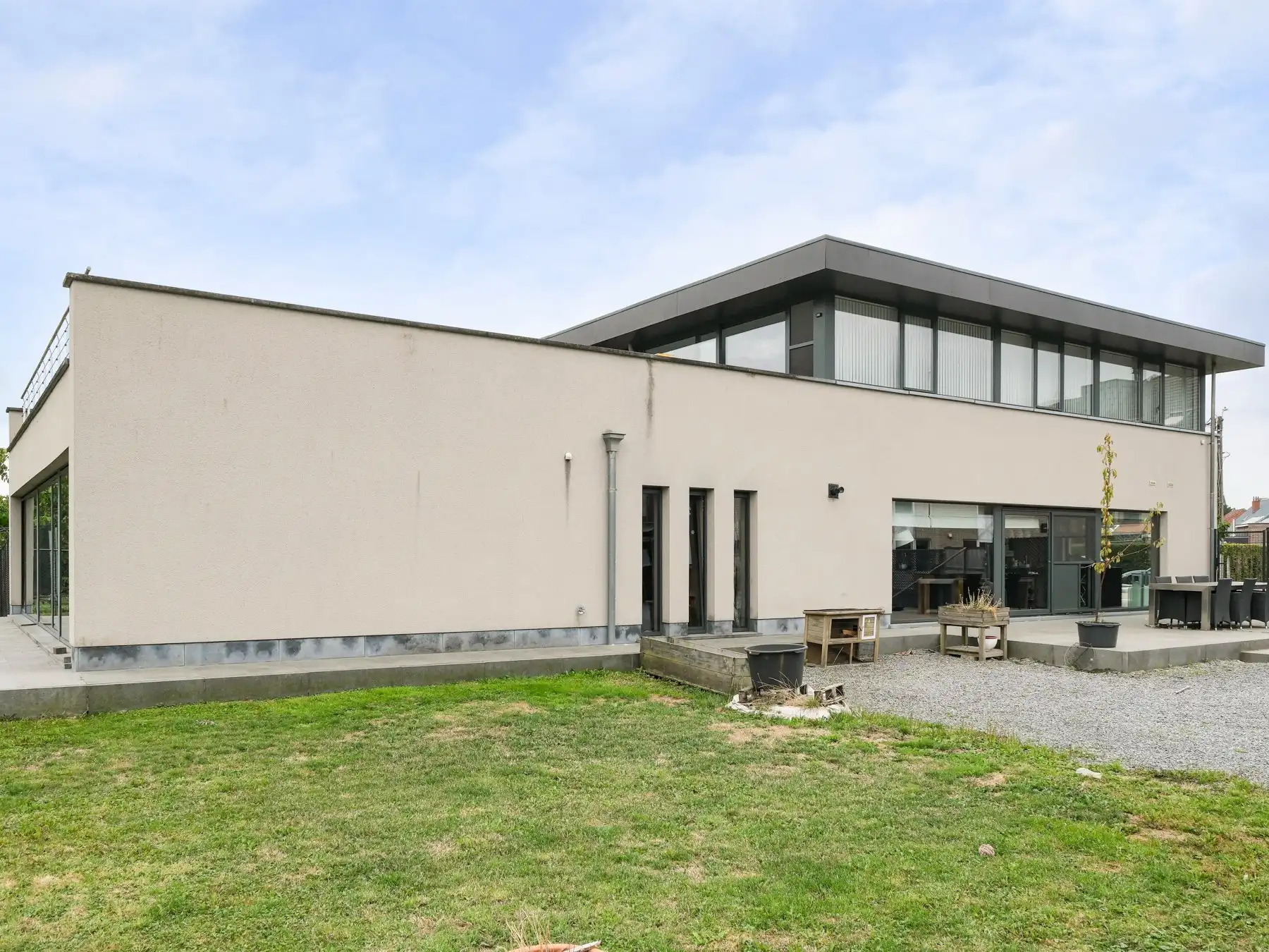 Riant gelijkvloers appartement met tuin op een boogscheut van Hasselt! foto 4