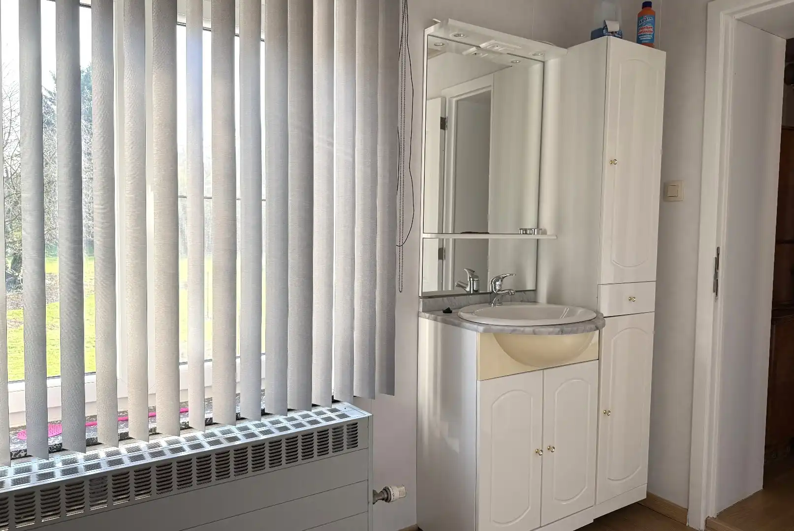 Rustig wonen tegenover het kasteel van Veulen,  en een eigen prachtige tuin/bouwgrond foto 24