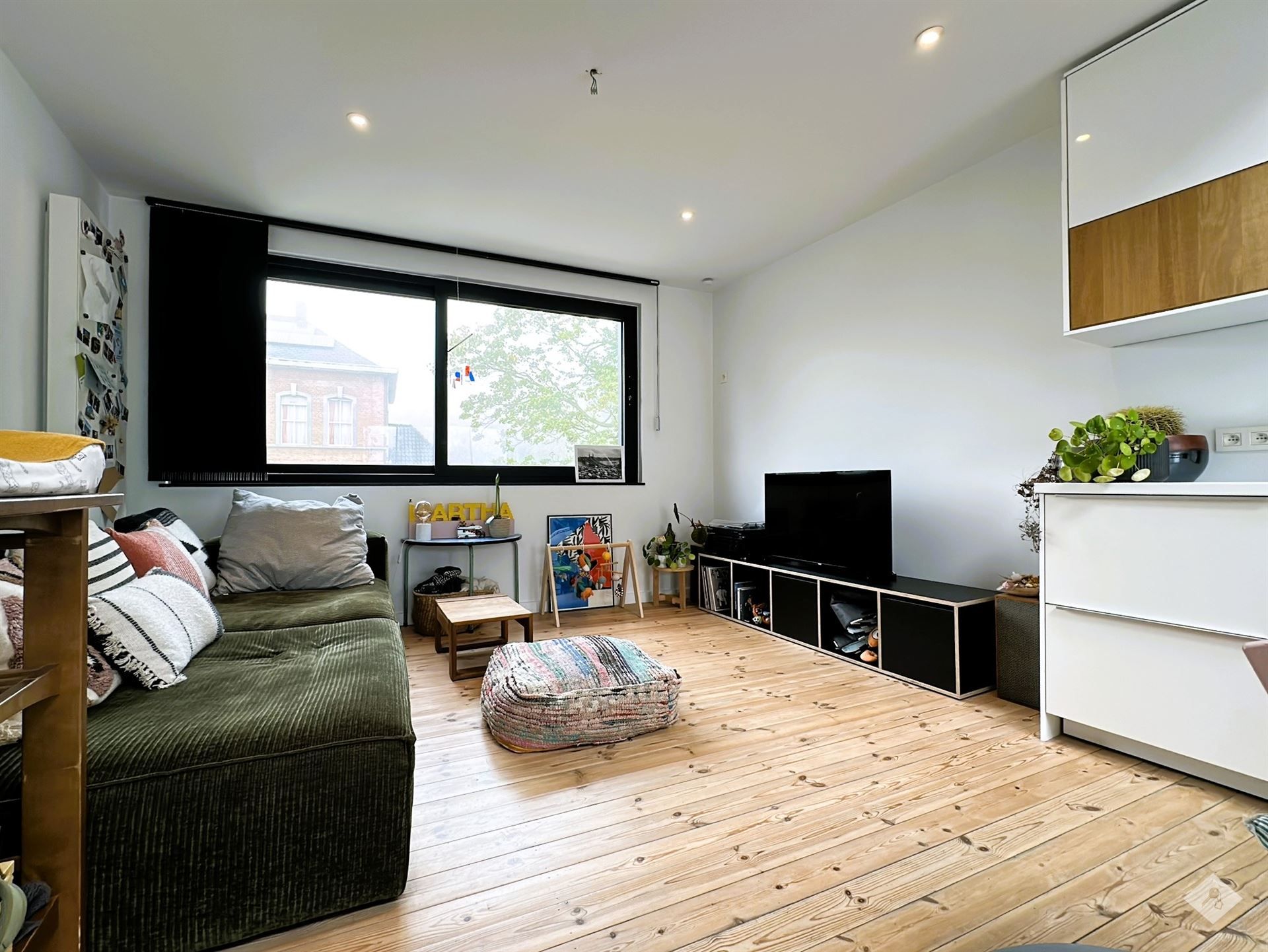 Volledig gerenoveerde woning met architecturale uitstraling te Buggenhout foto 4