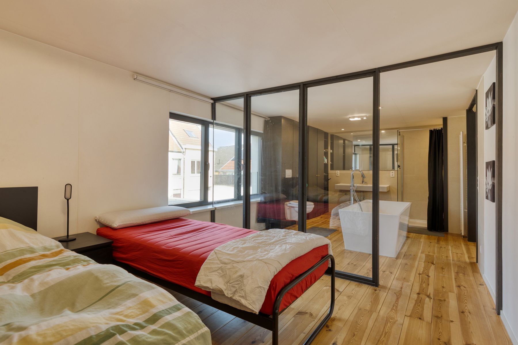 Instapklare woning met 1 slaapkamer, tuin en garage! foto 16