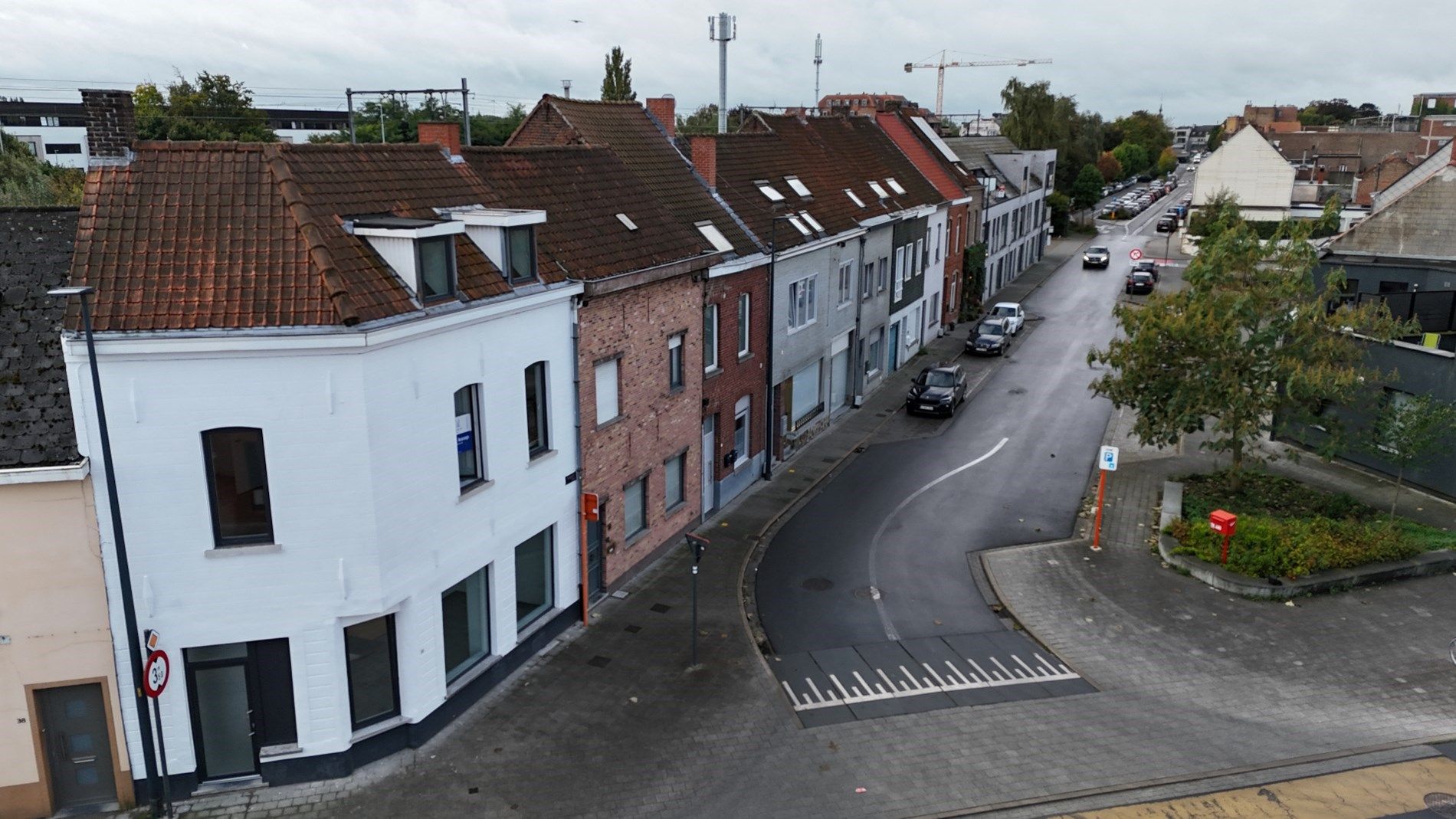 Centraal gelegen woning met commerciële ruimte en 3 kamers foto 20