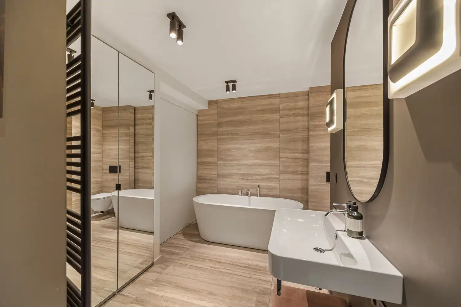 Luxueus en energiezuinig hoekappartement (260m²) op de 6de verdieping met prachtig uitzicht op het Stadspark foto 26