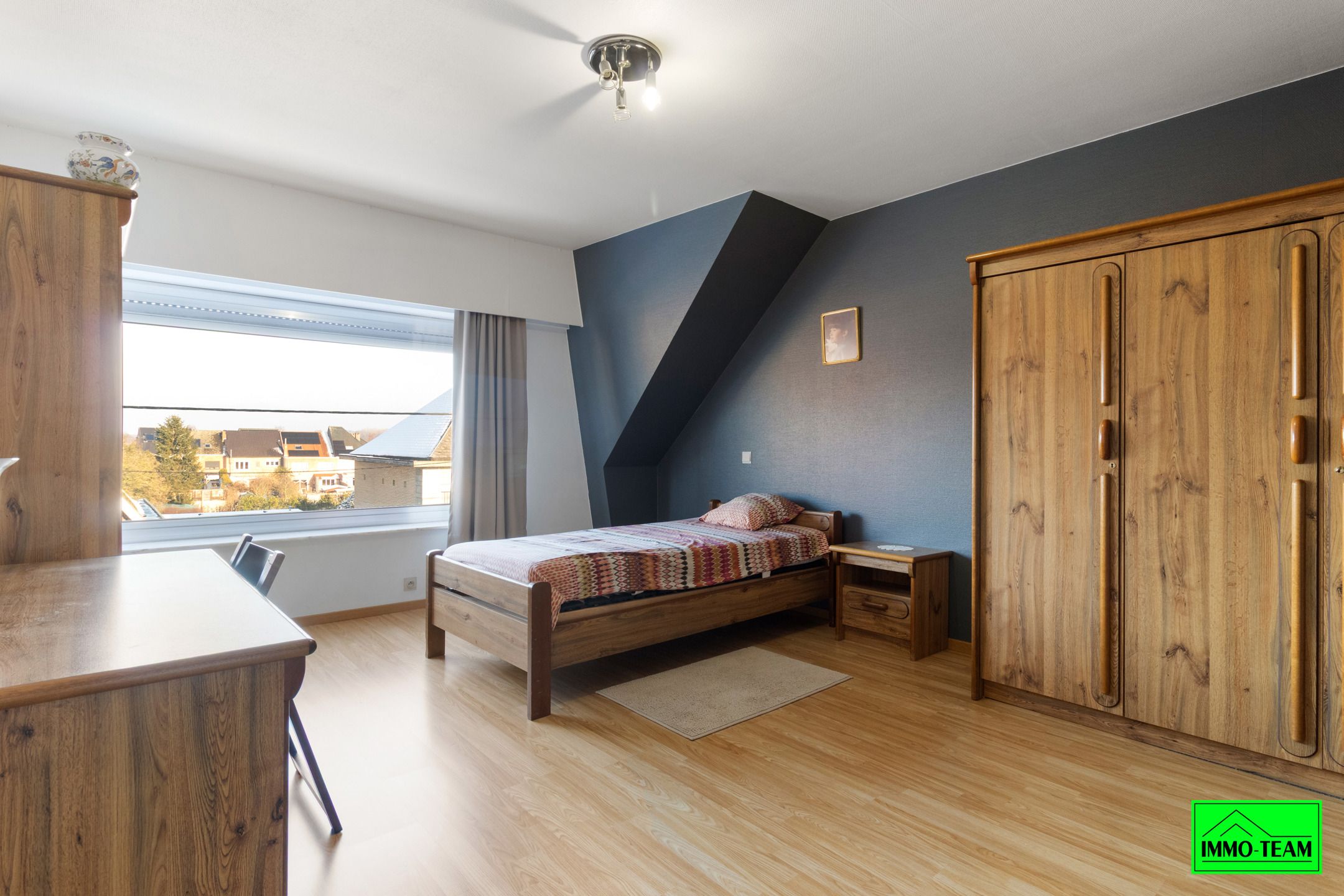 Ruime 2-gevelwoning met garage, tuin en 3 slaapkamers foto 17