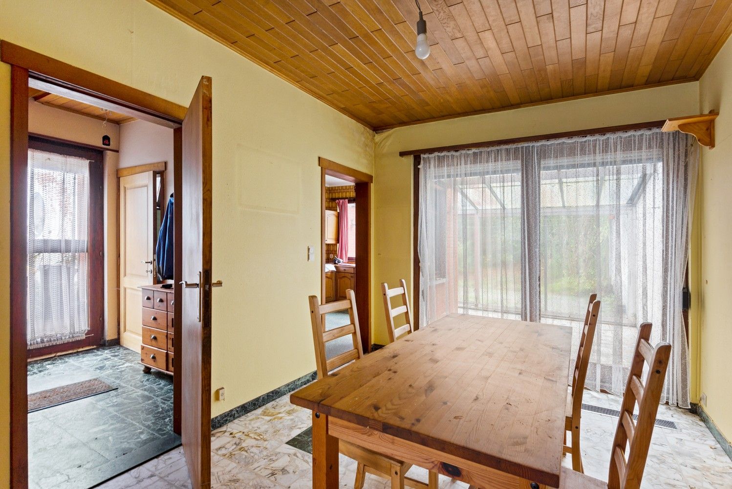 Te renoveren halfopen bebouwing met prachtige tuin op gunstige locatie te Lint foto 4