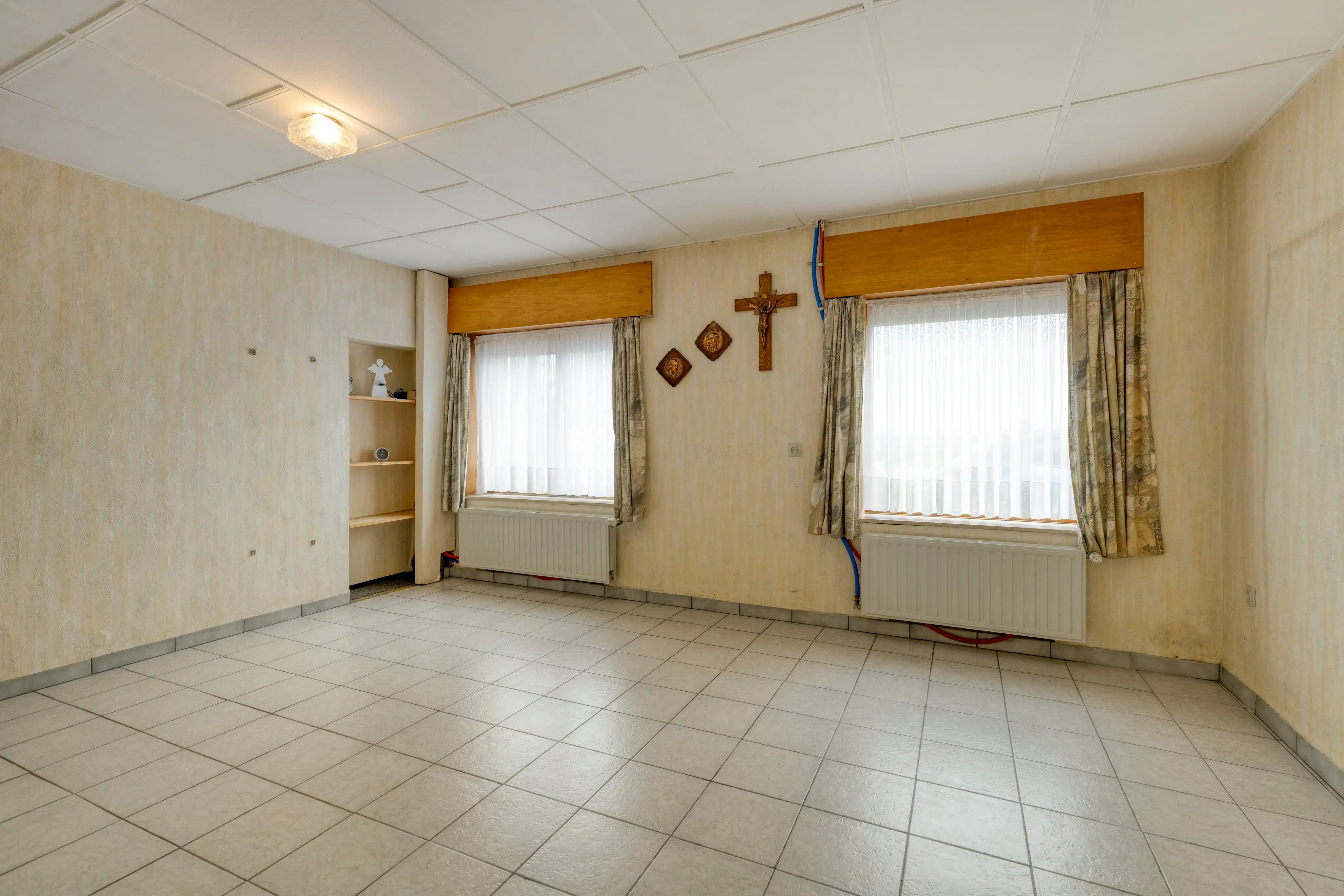Woning met 4 slaapkamers op een perceel van 1087m² foto 12