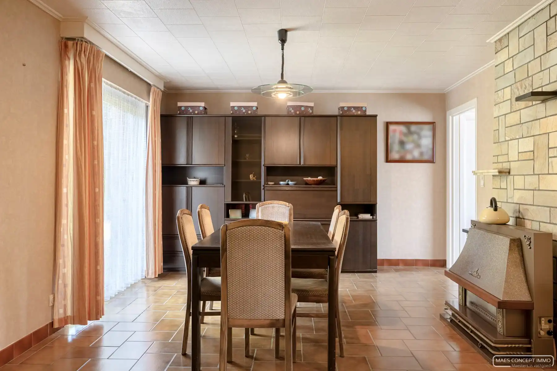 Ruime halfopen woning te koop in Gullegem foto 7