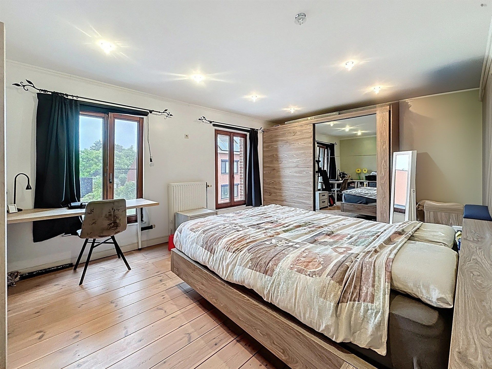 Instapklare woning met 3 slaapkamers en gezellige tuin op perceel van 310m². foto 9