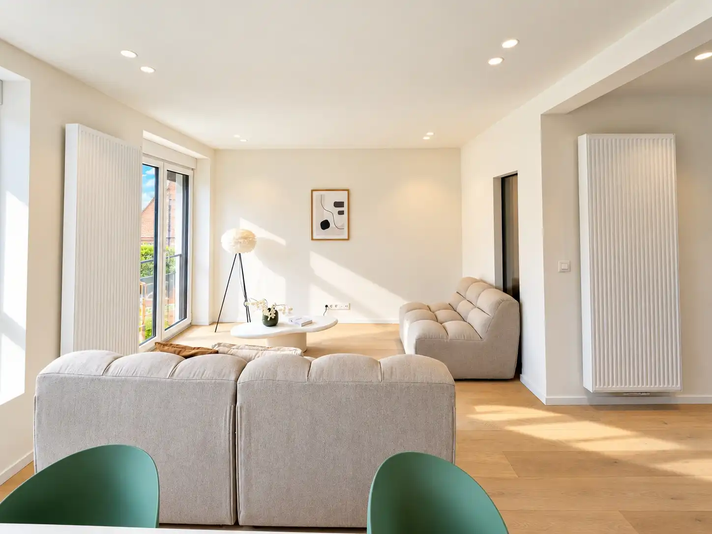 Uitmuntend gelegen gerenoveerde woning ! foto 8
