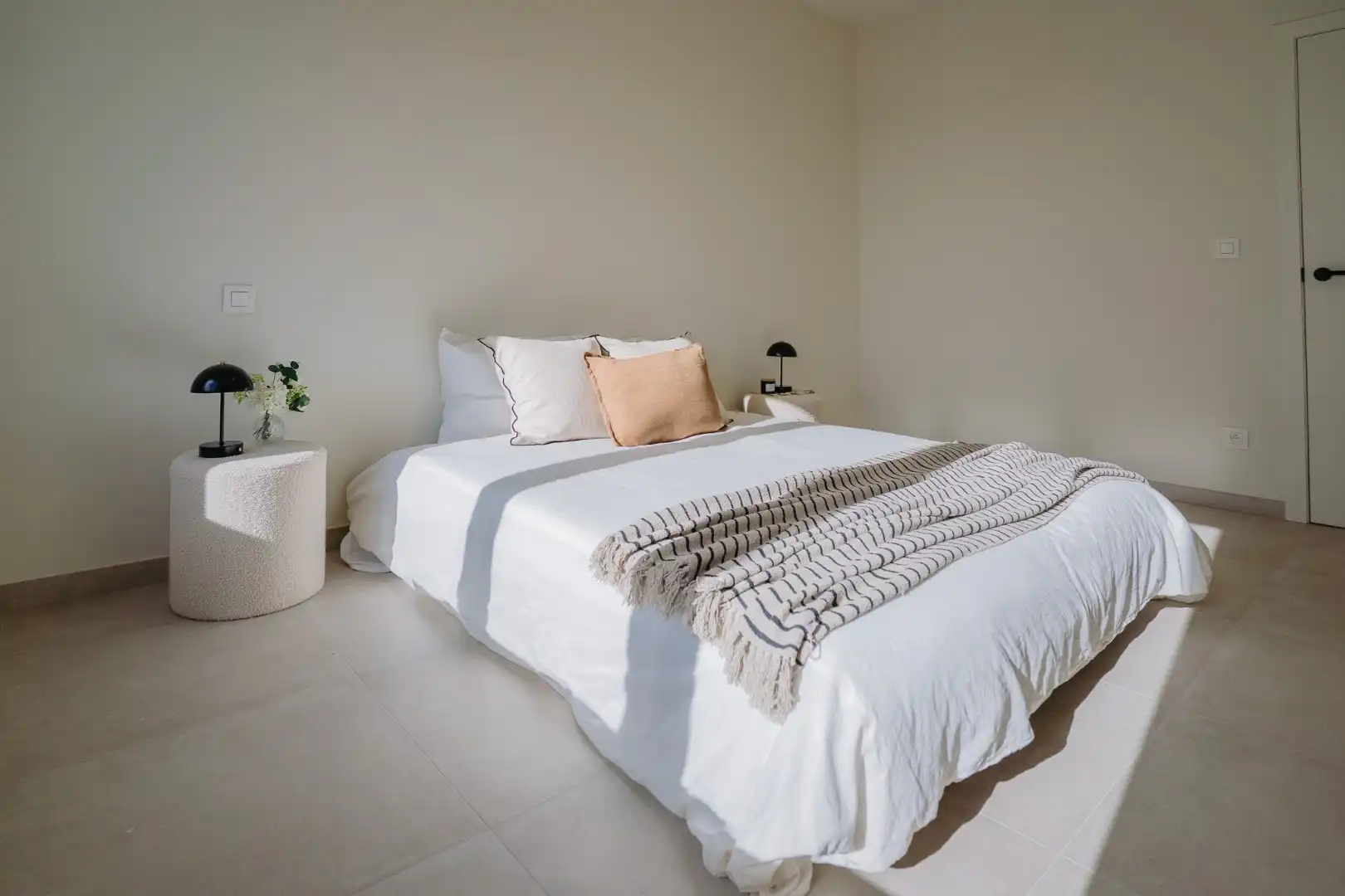 SCHITTEREND VERNIEUWD 2 SLPK APP MET ZIJDELINGS ZICHT OP ZEE foto 12