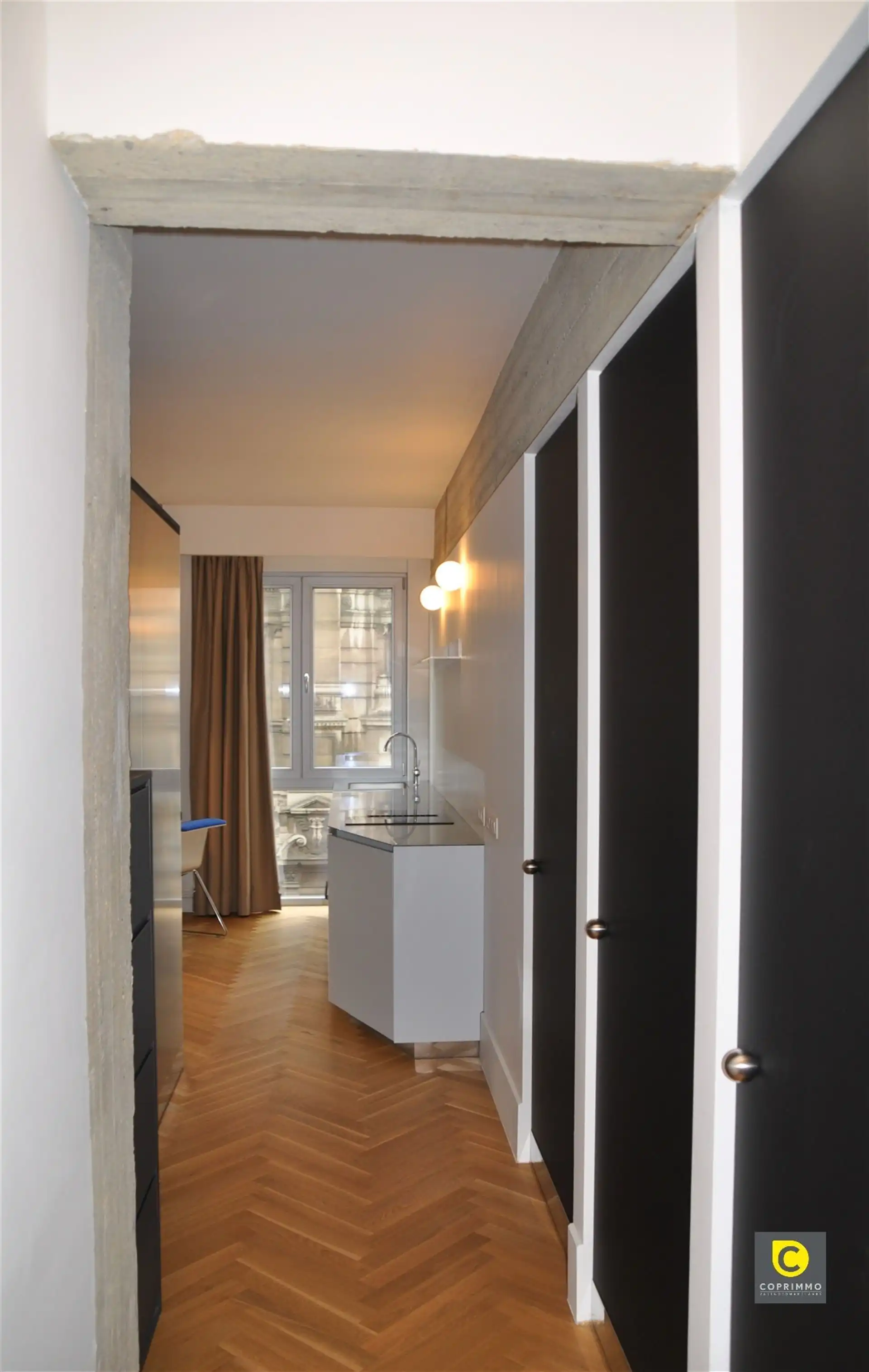 Designstudio op topligging aan het Leopoldplein foto 17