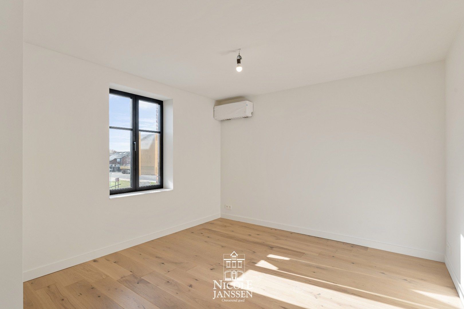 Nieuwbouwwoning van 194m² foto 10