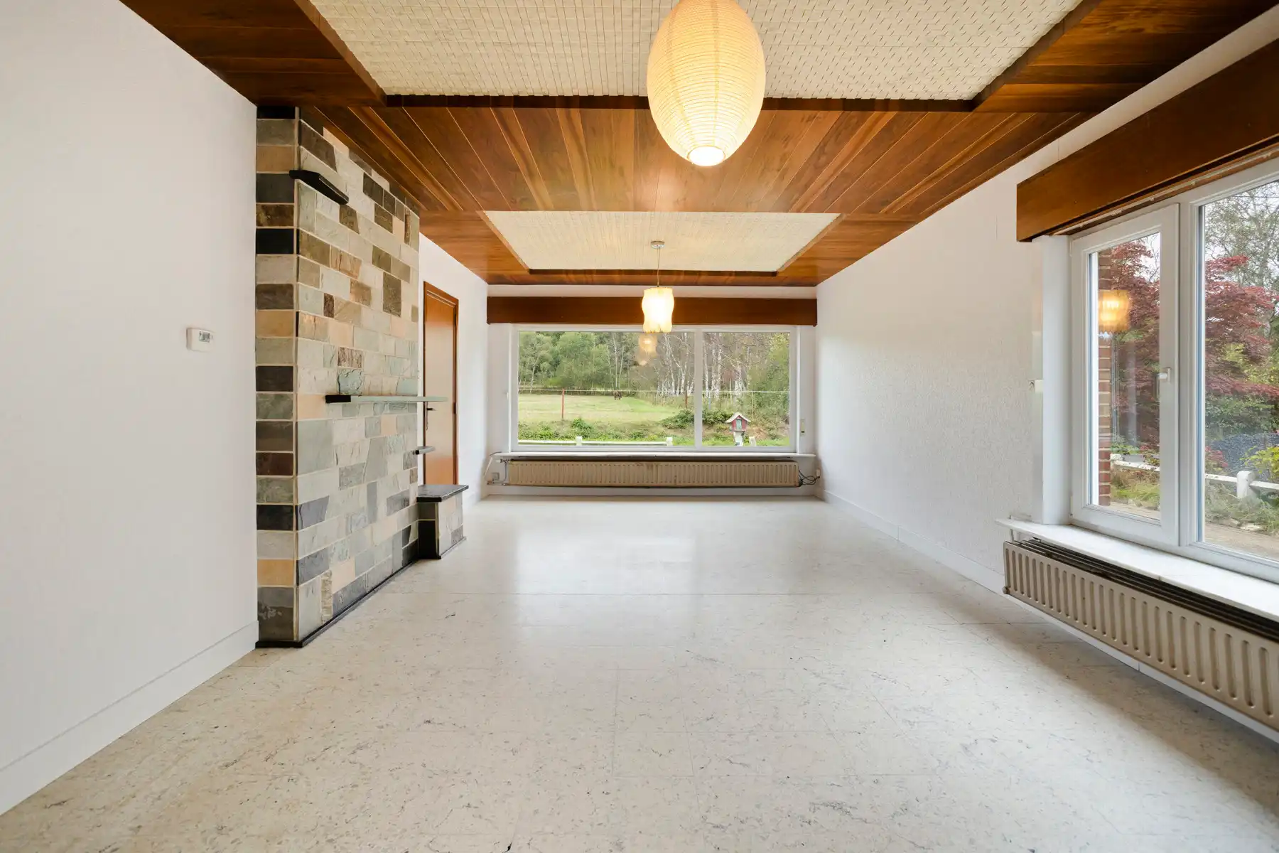 Leuke woning met veel potentieel en grote tuin foto 5