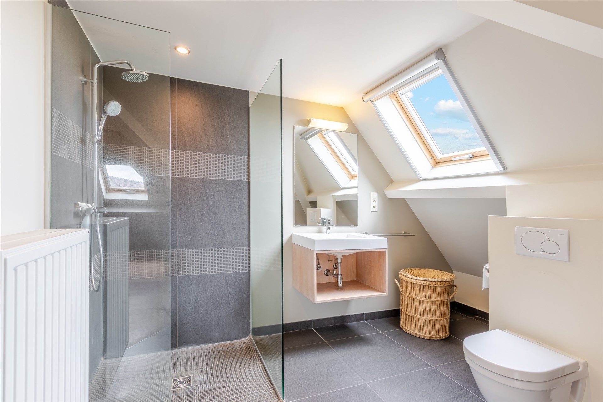 Charmante villa met 3 slks en tuin op groot perceel foto 17