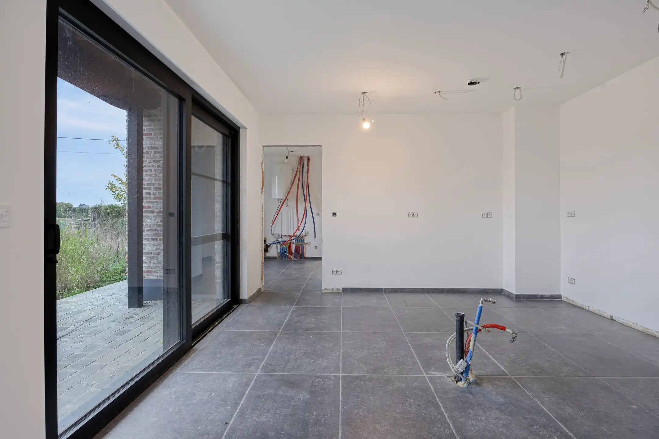 🏡 Nieuwbouwwoning met 4 gevels te koop foto 8